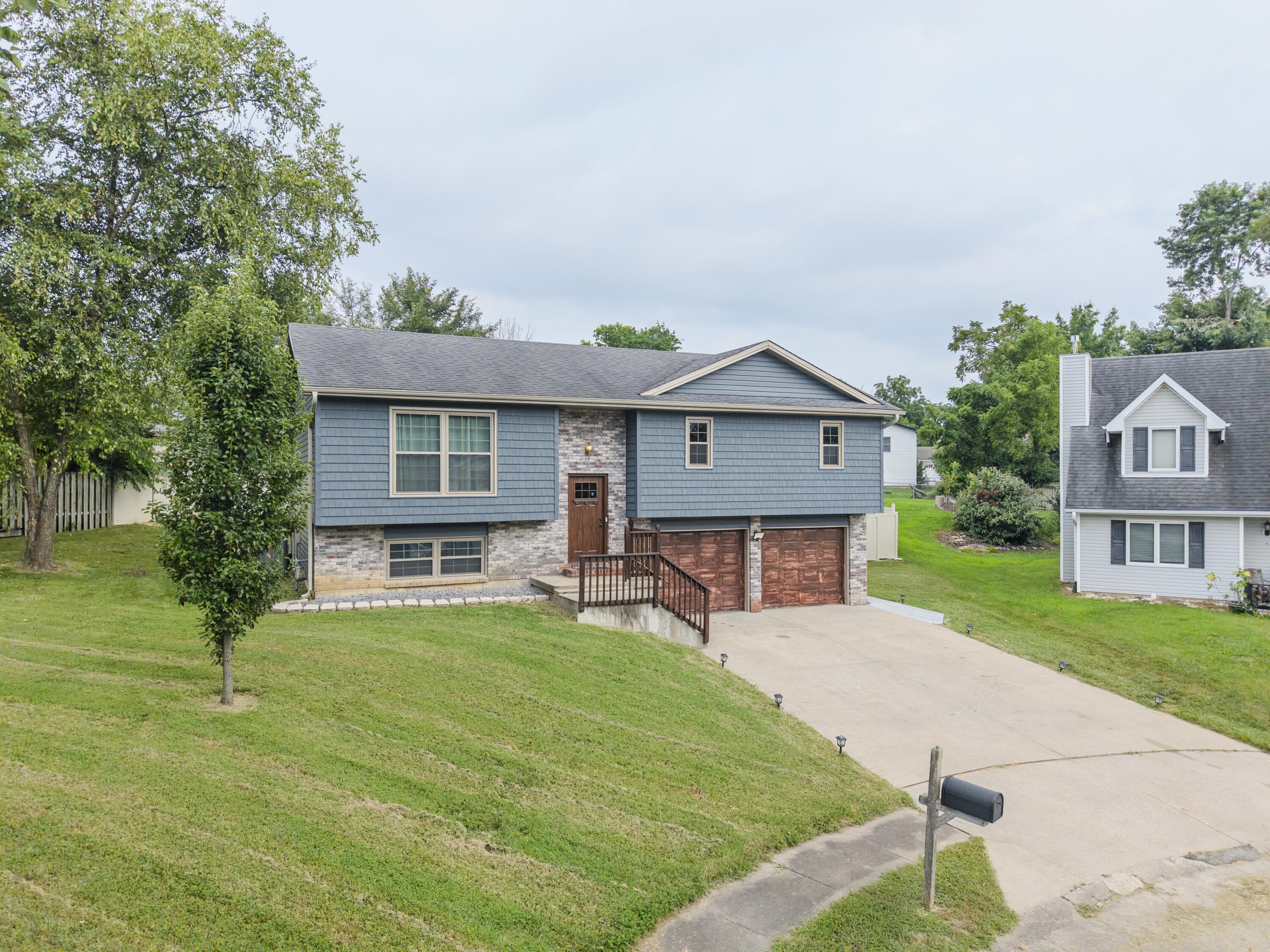 2102 Speck Ct Property Photo 94