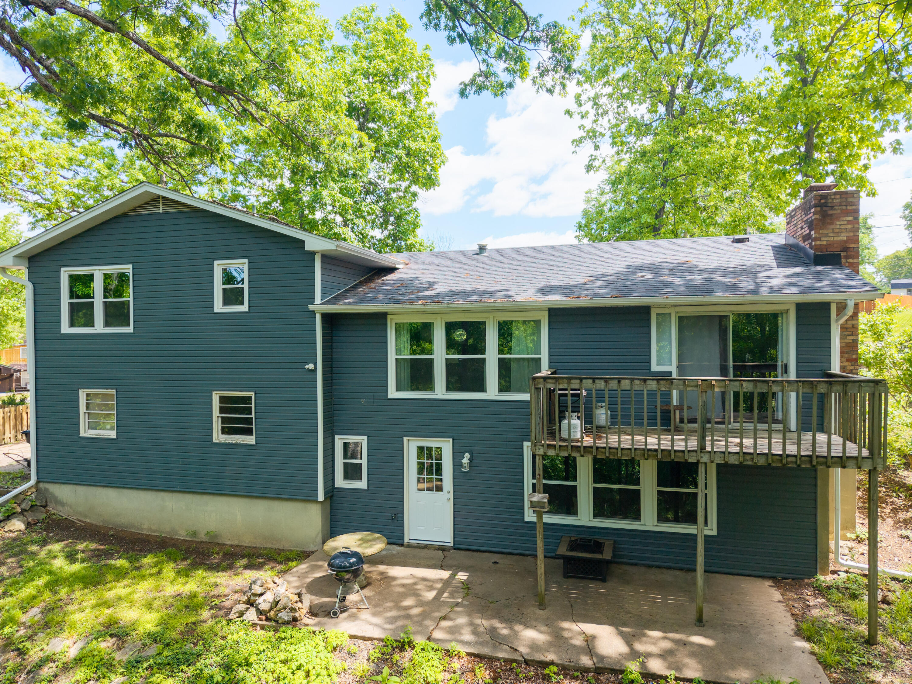 1403 Ridgemont Ct Property Photo 47