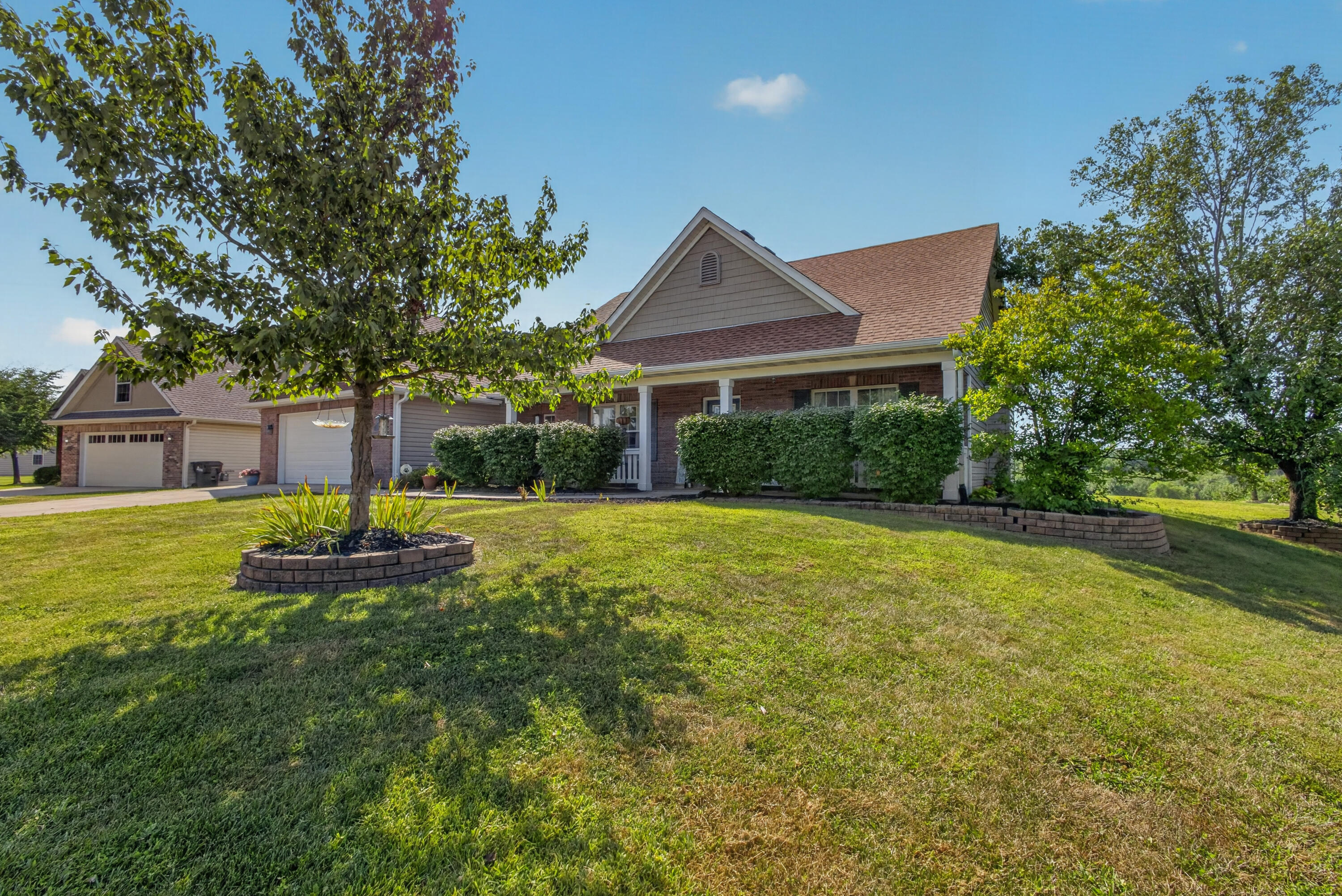 2 Lexibelle Dr Property Photo 1