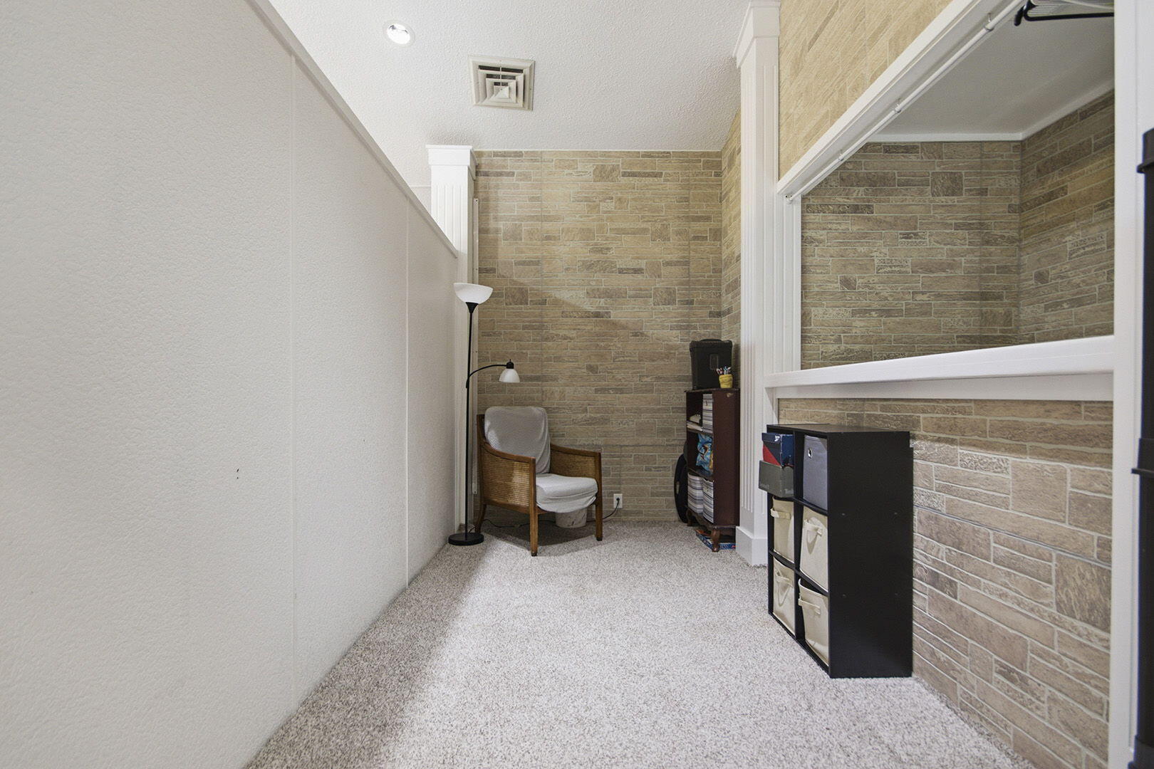403 E Mcdowell St Property Photo 36