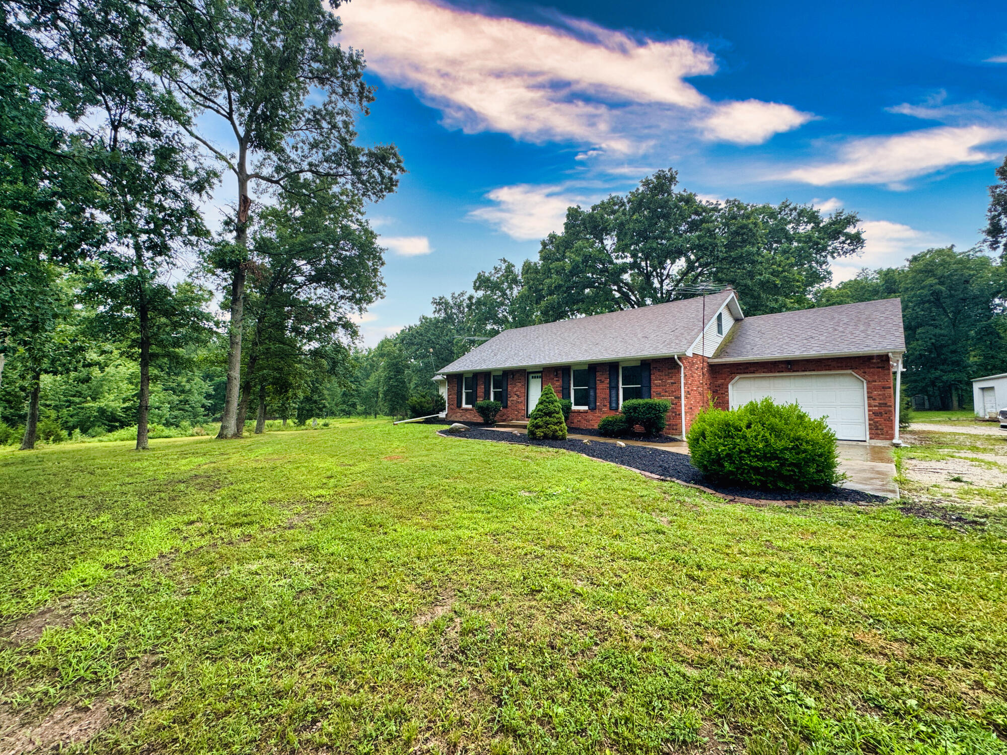 3829 County Road 2730 Property Photo 2