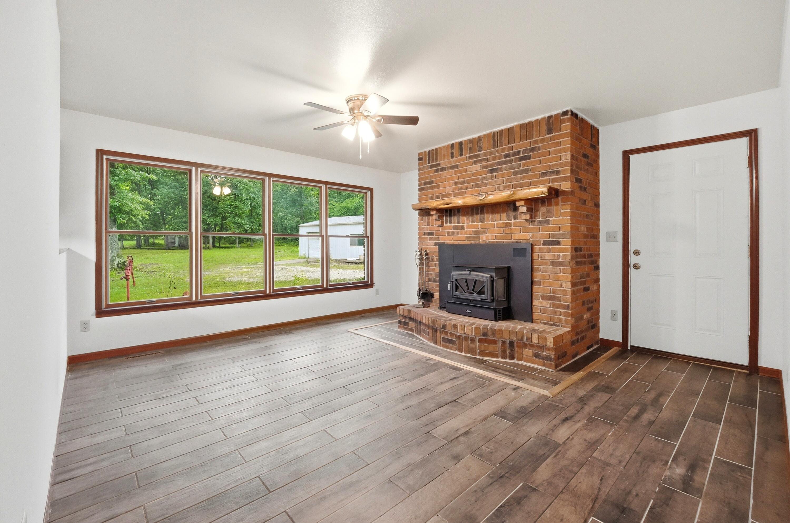 3829 County Road 2730 Property Photo 7