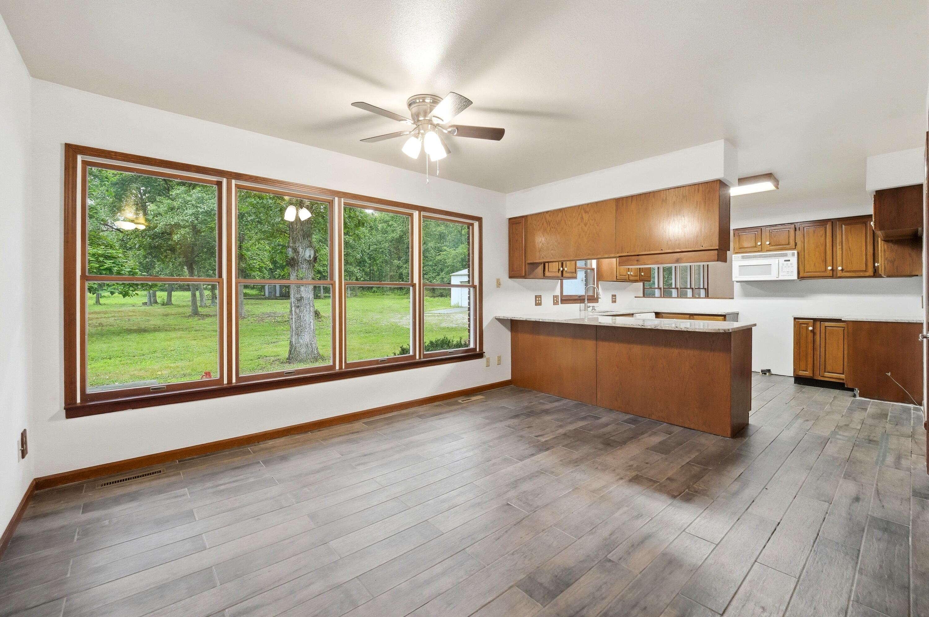 3829 County Road 2730 Property Photo 10