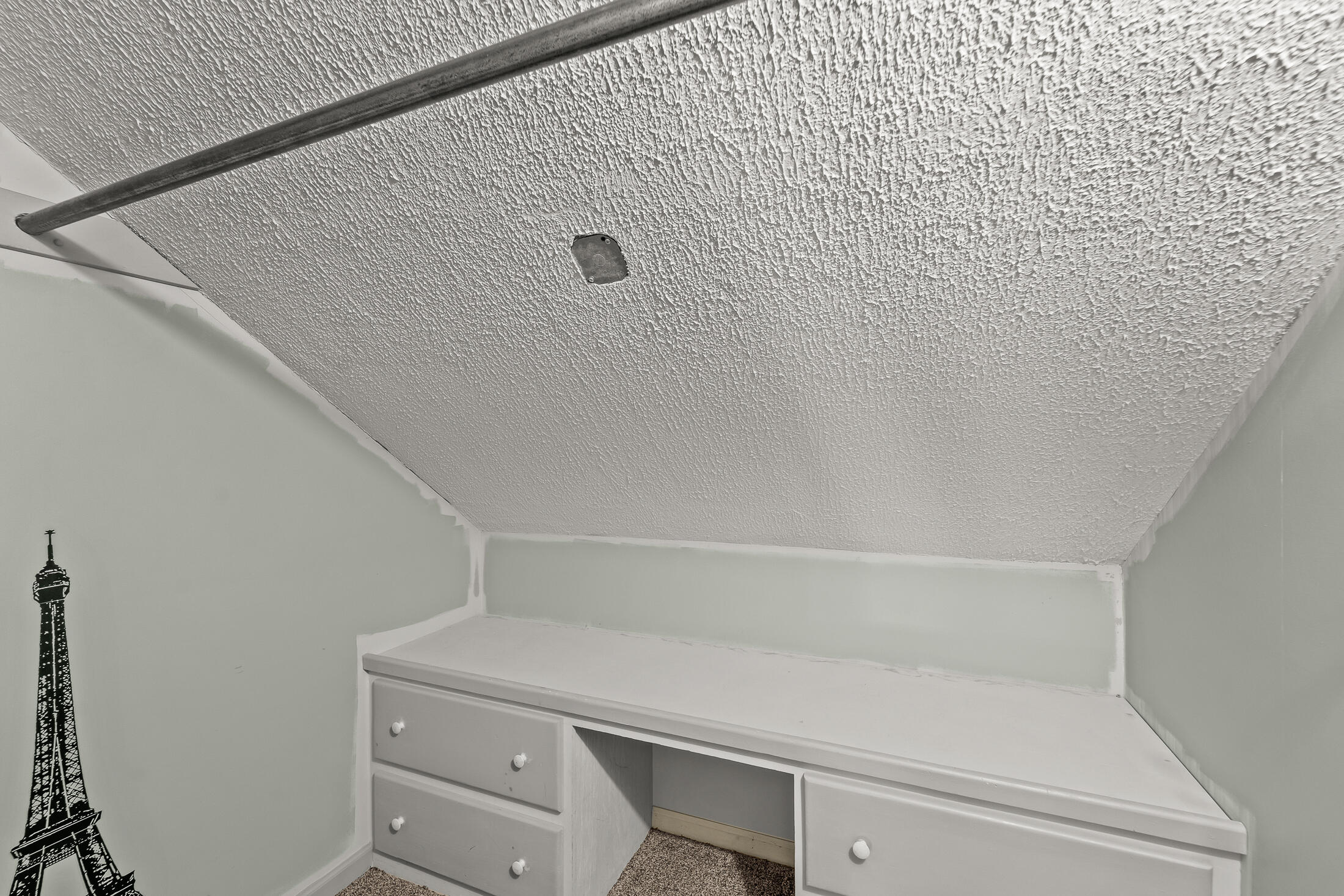 201 E Harrison St Property Photo 18