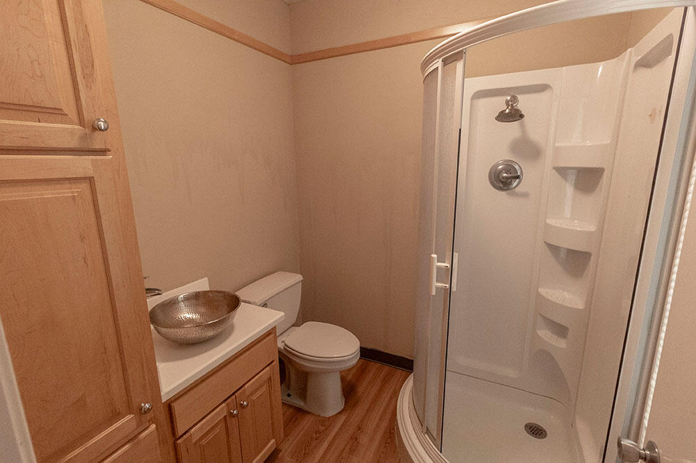 1110 E Broadway B Property Photo 19