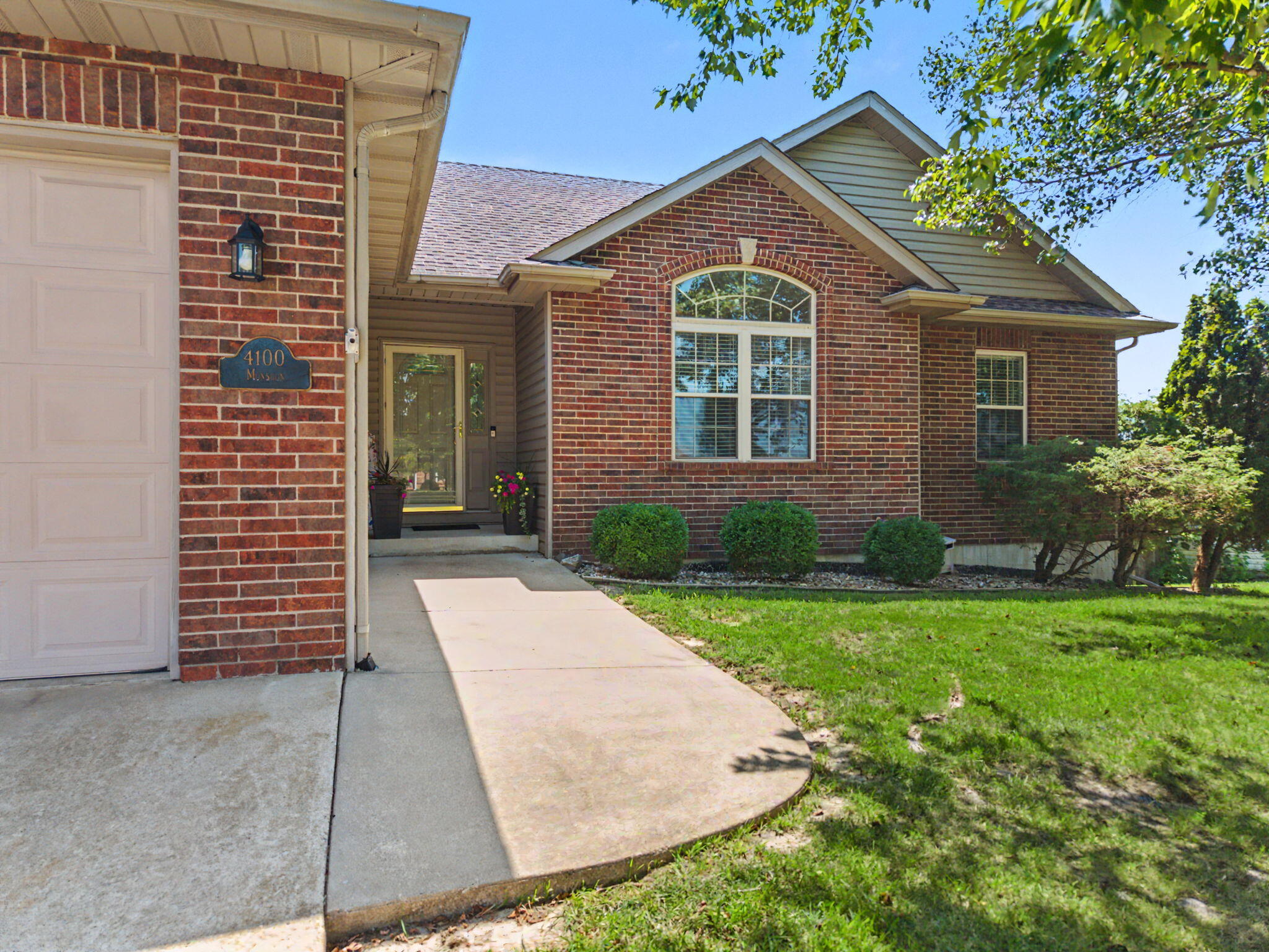 4100 Monsoon Ln Property Photo 1