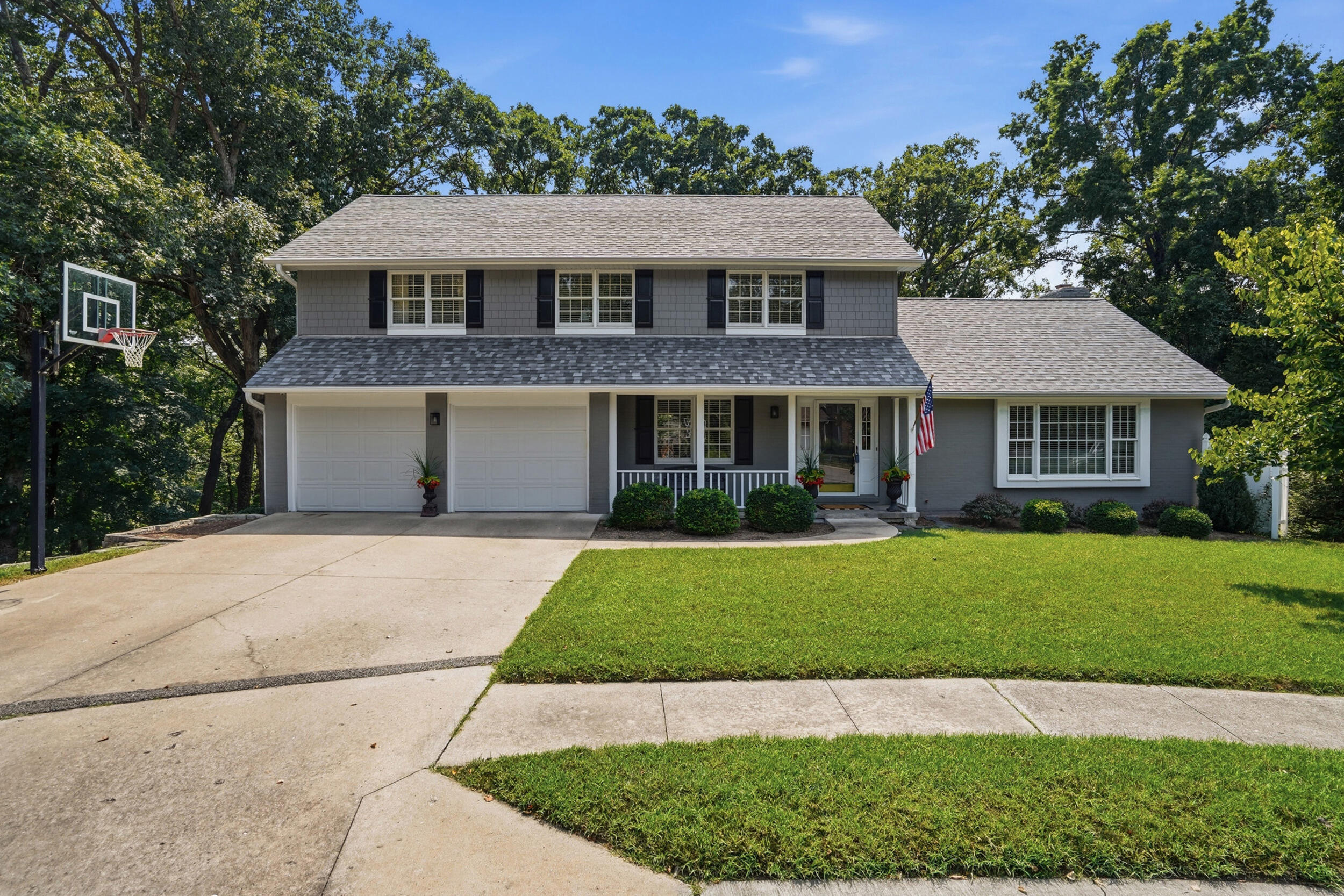 2016 Woodhollow Dr Property Photo 1