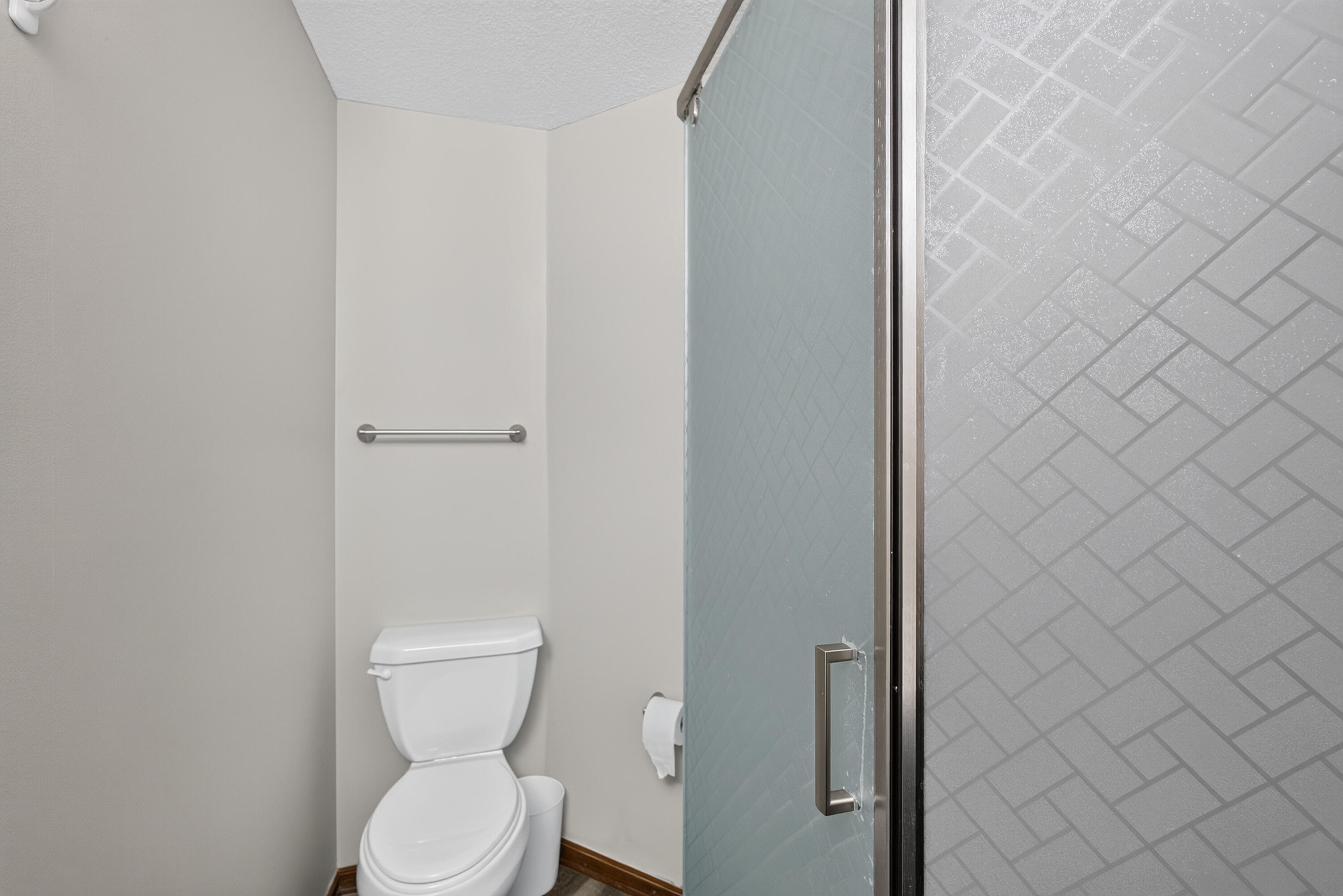 202 Park Deville Pl Property Photo 17