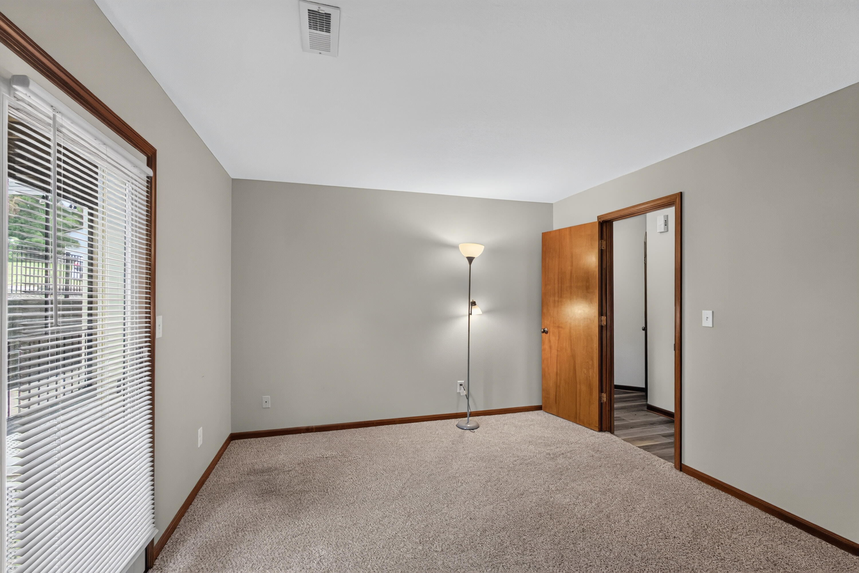 202 Park Deville Pl Property Photo 20
