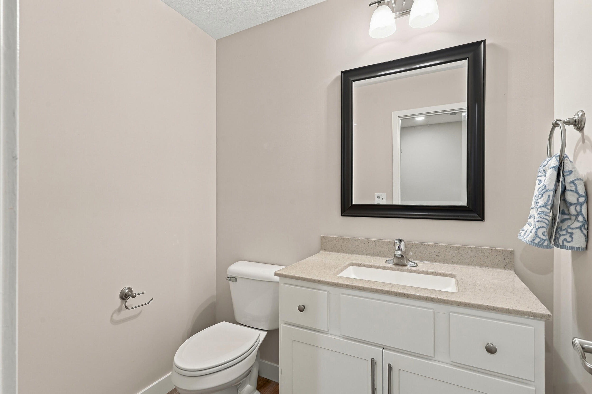 4000 W Worley St 2 Property Photo 4