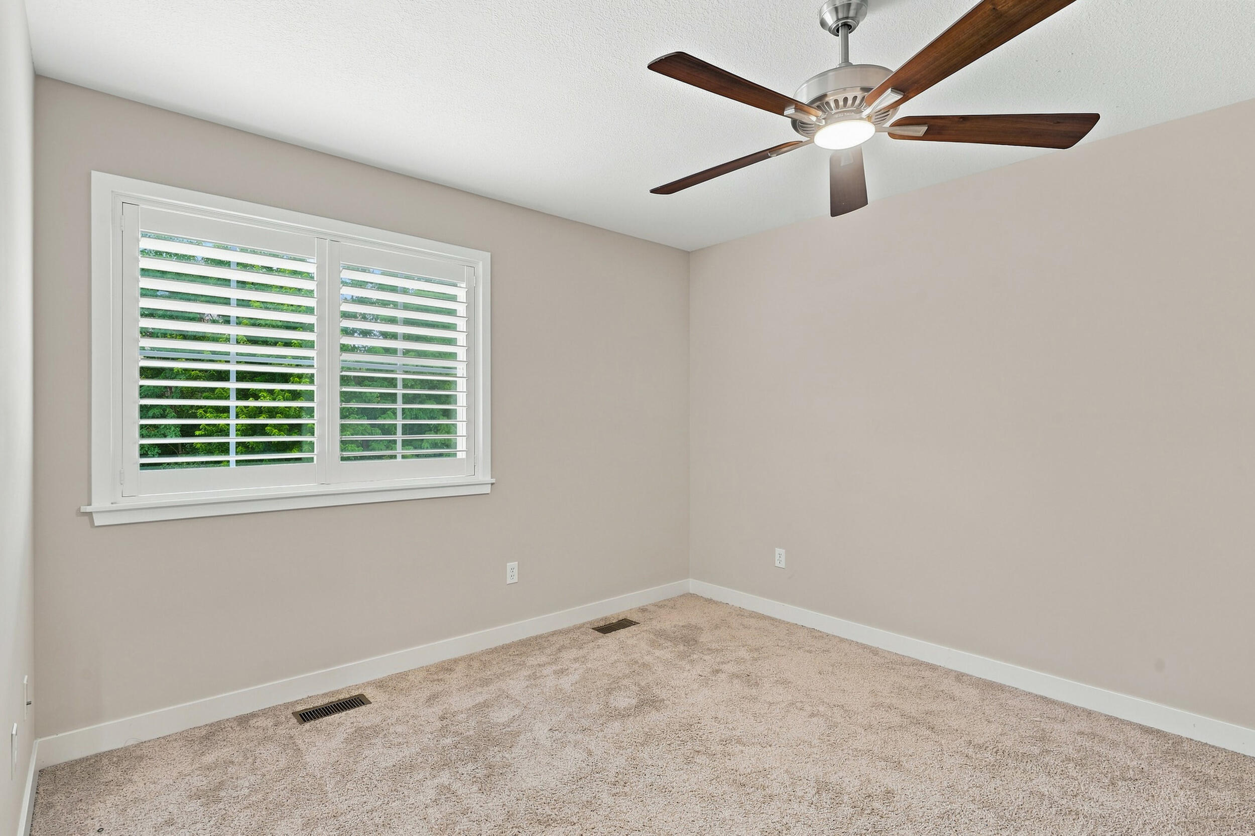 4000 W Worley St 2 Property Photo 19