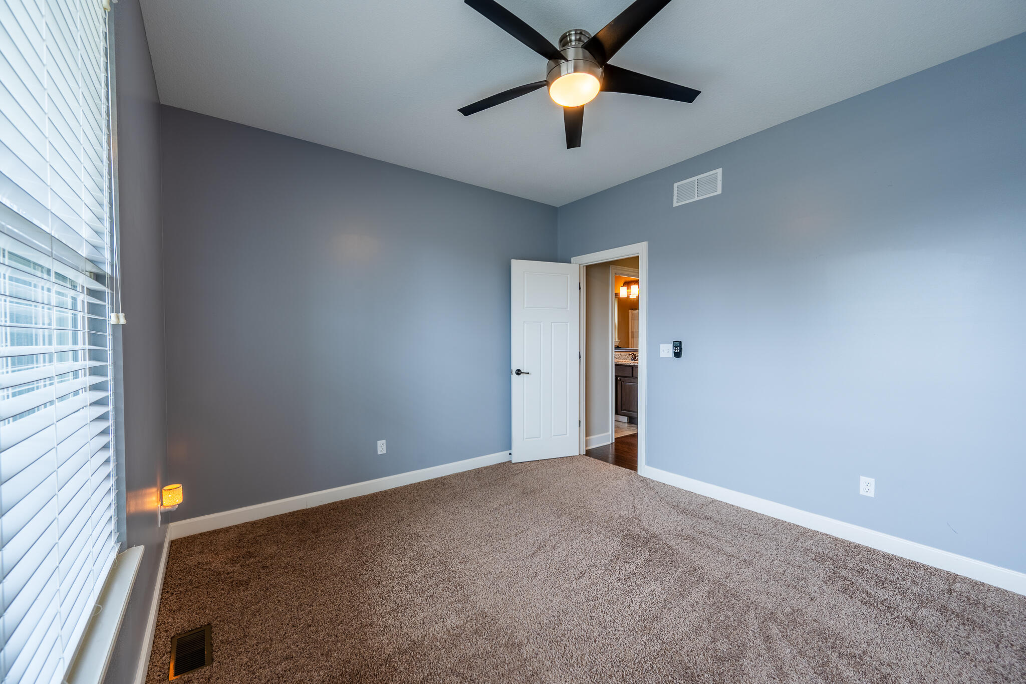 5425 Steeplechase Dr Property Photo 21
