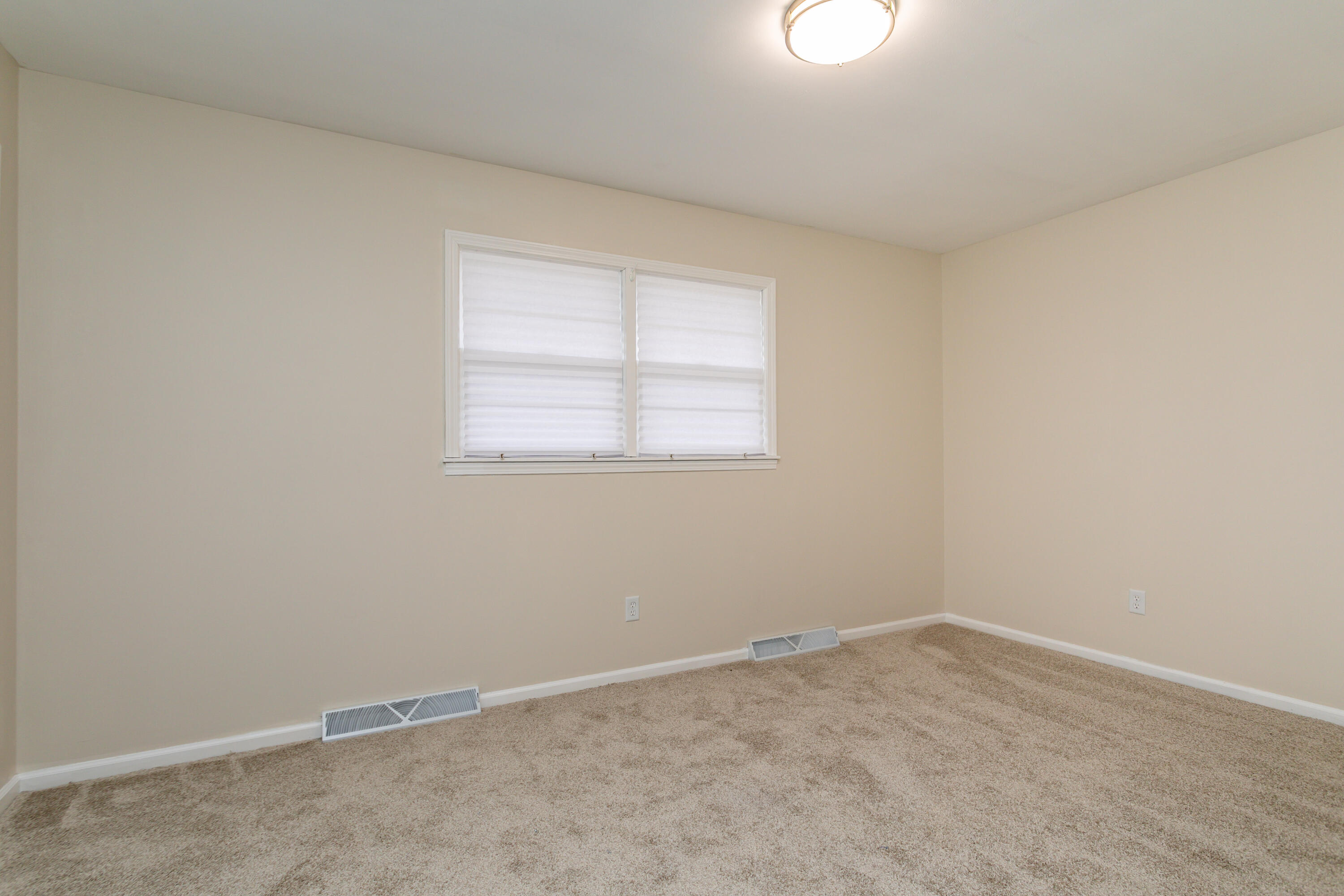 1209-1211 Player Pl Property Photo 16