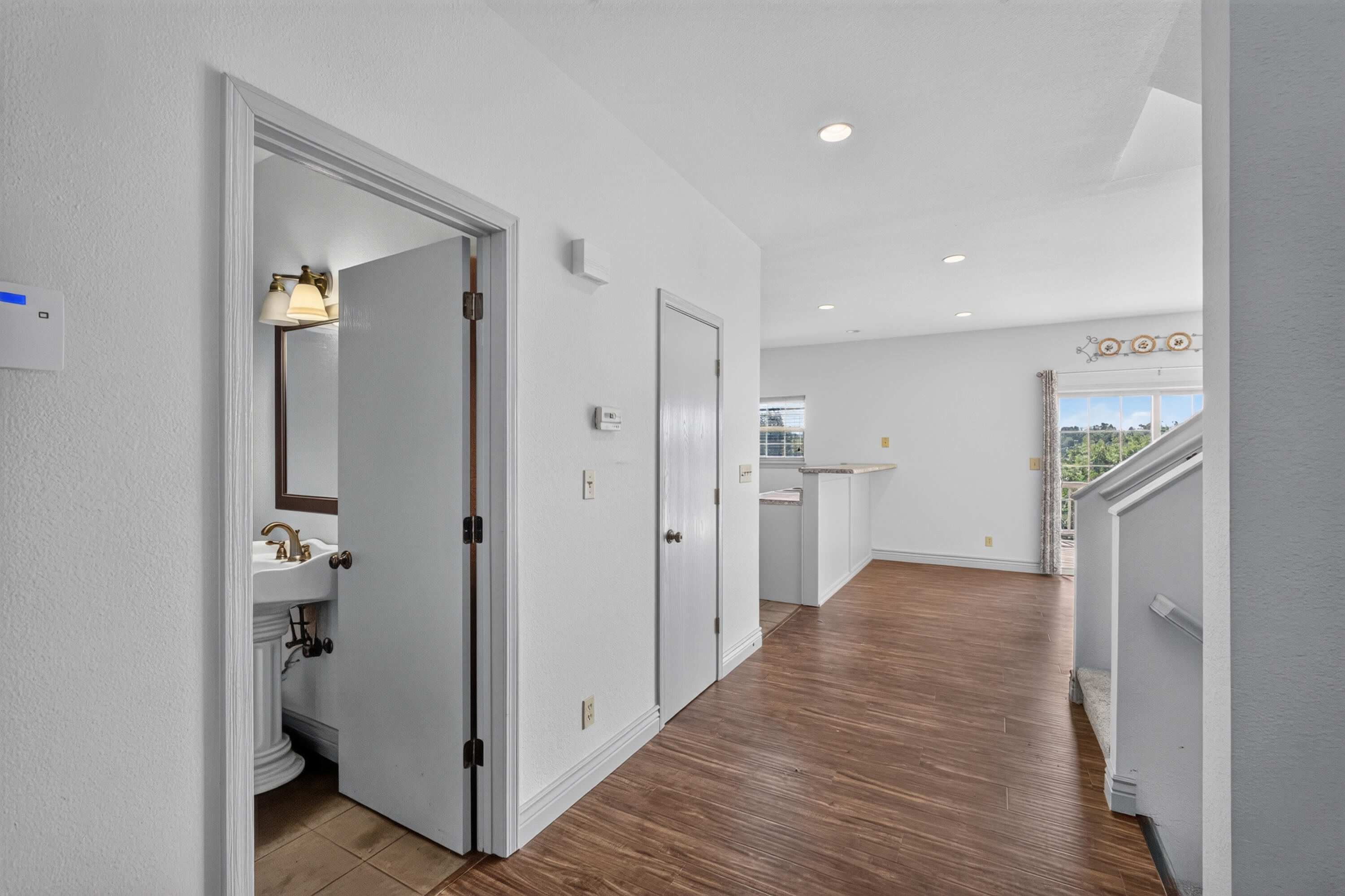 1503 Spiros Dr A Property Photo 6
