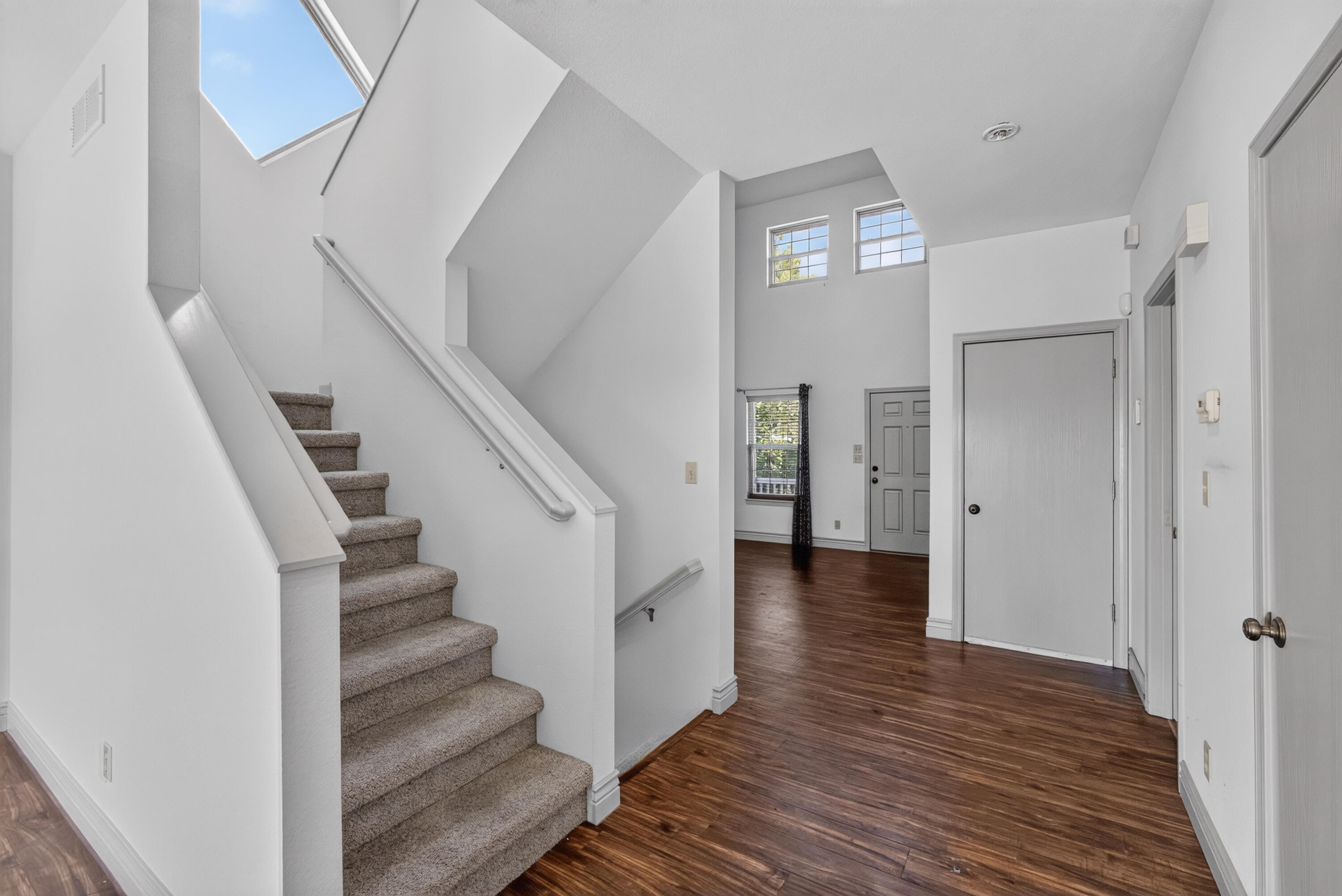 1503 Spiros Dr A Property Photo 8