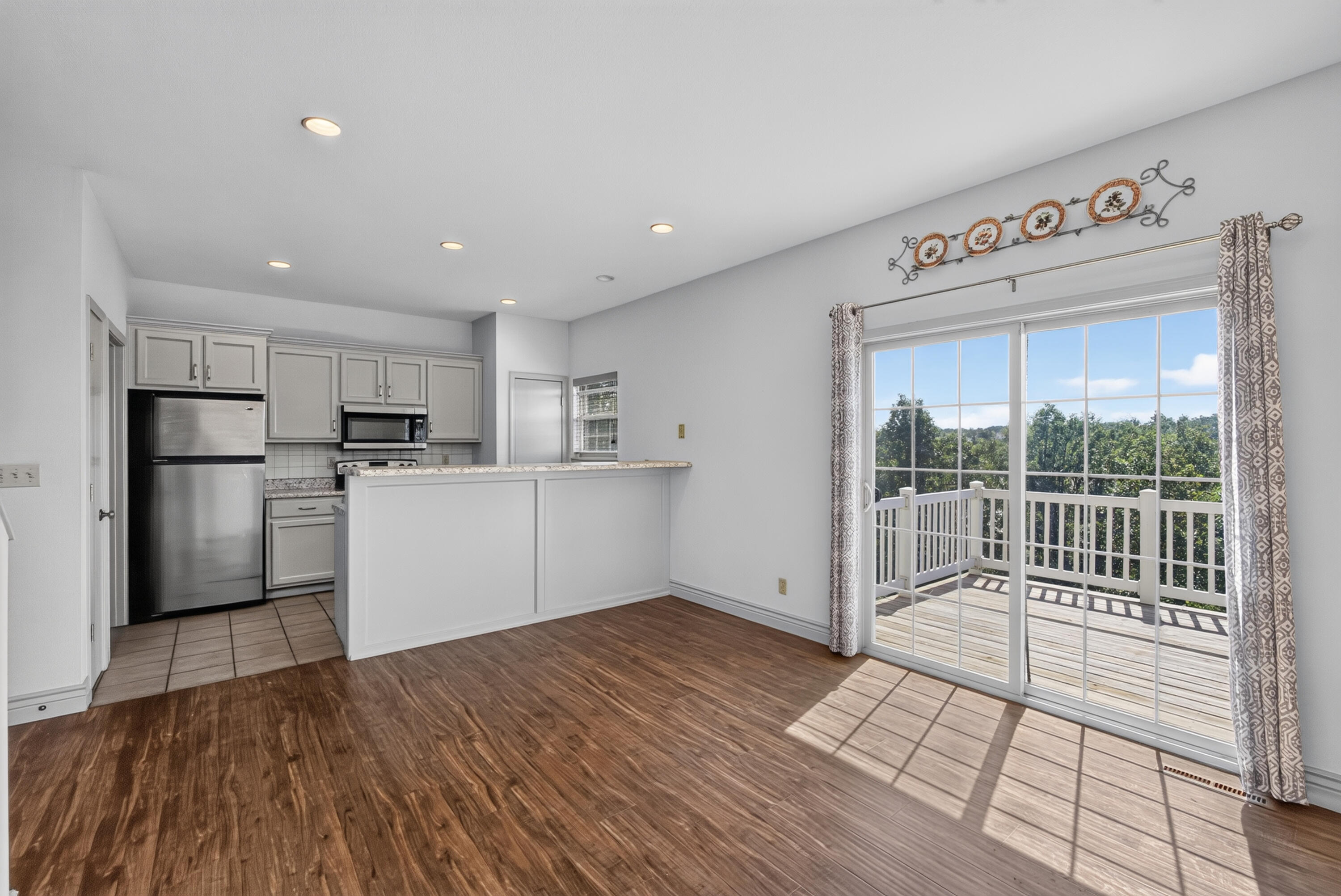 1503 Spiros Dr A Property Photo 14