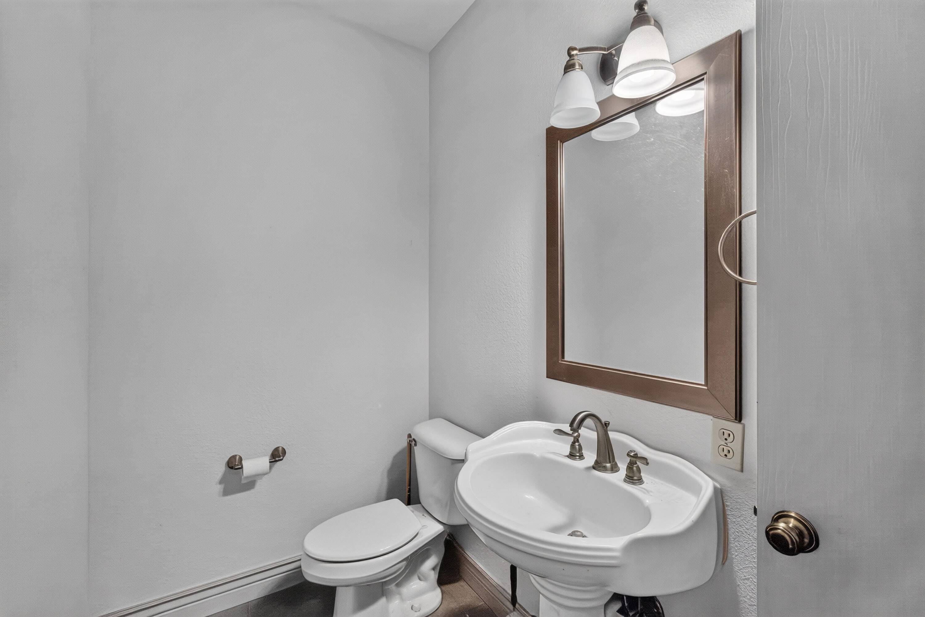 1503 Spiros Dr A Property Photo 15