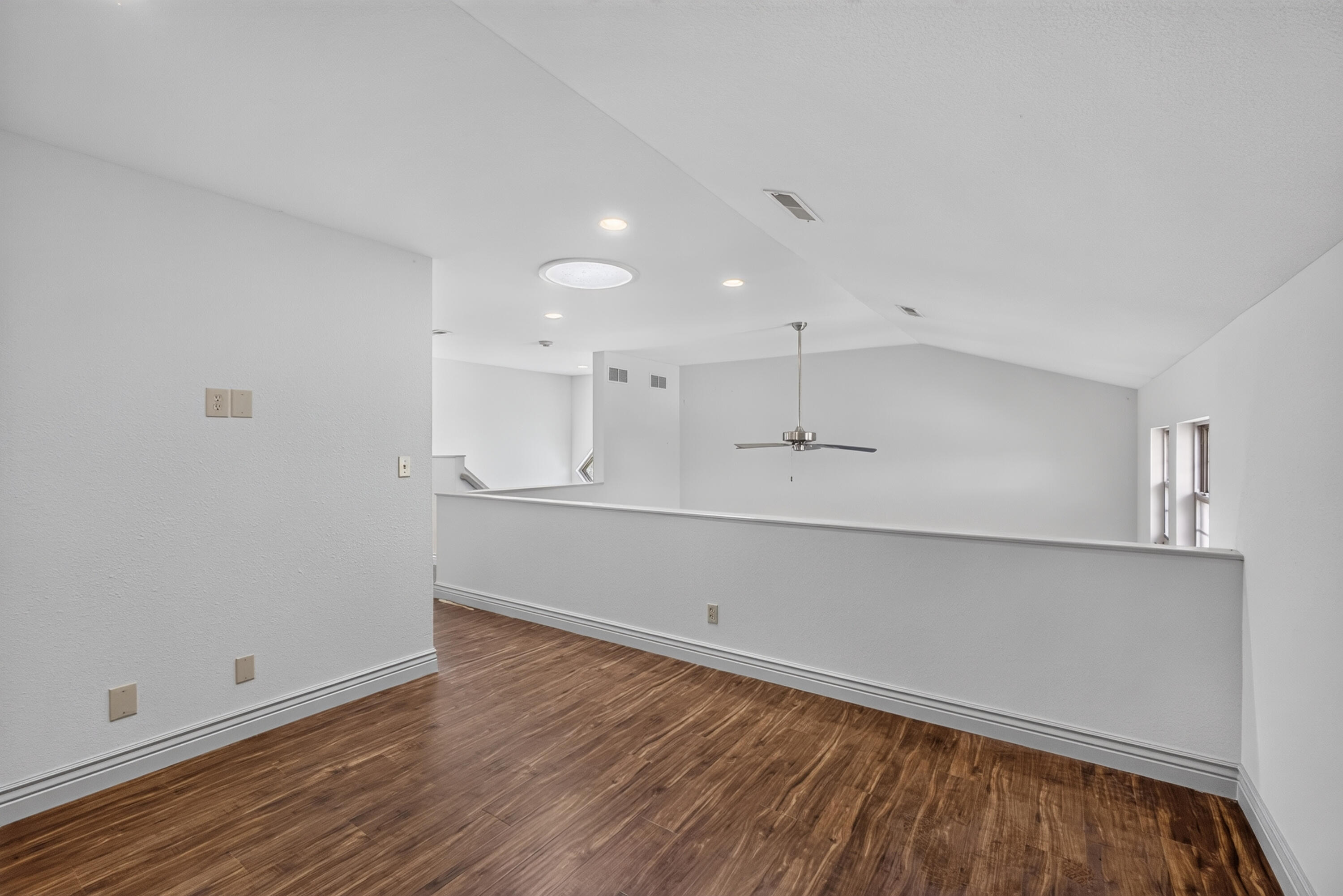 1503 Spiros Dr A Property Photo 19