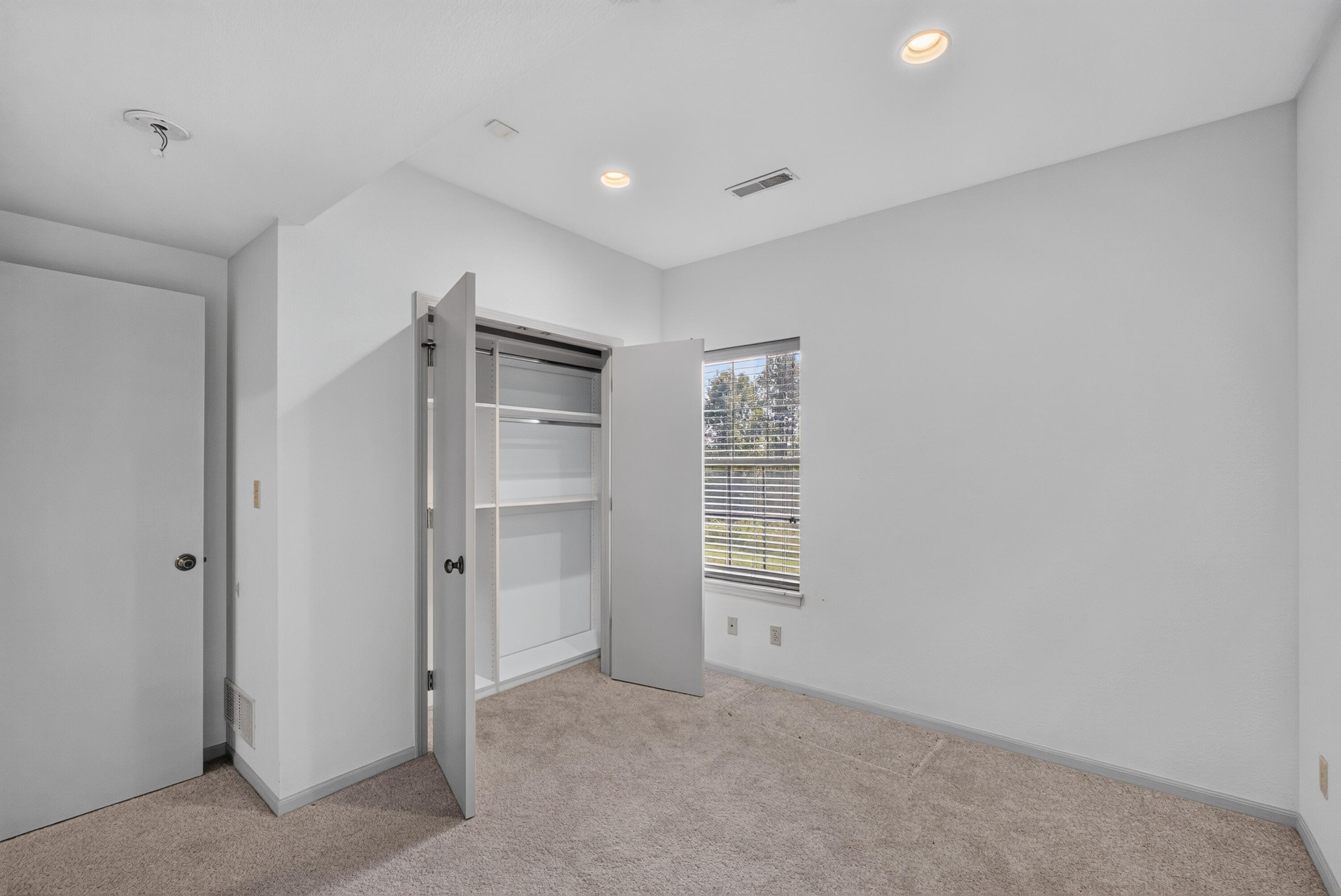1503 Spiros Dr A Property Photo 32