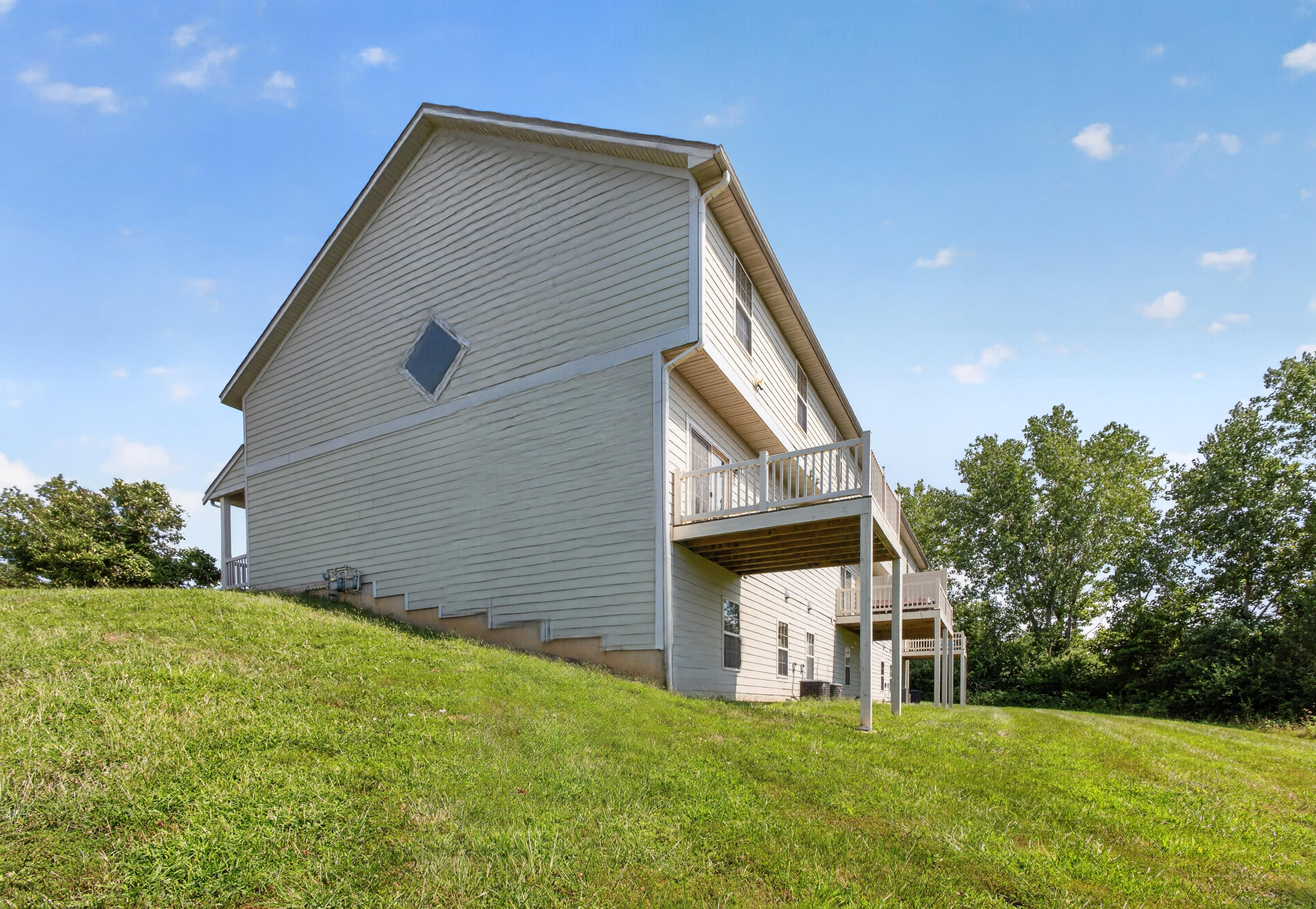 1503 Spiros Dr A Property Photo 34