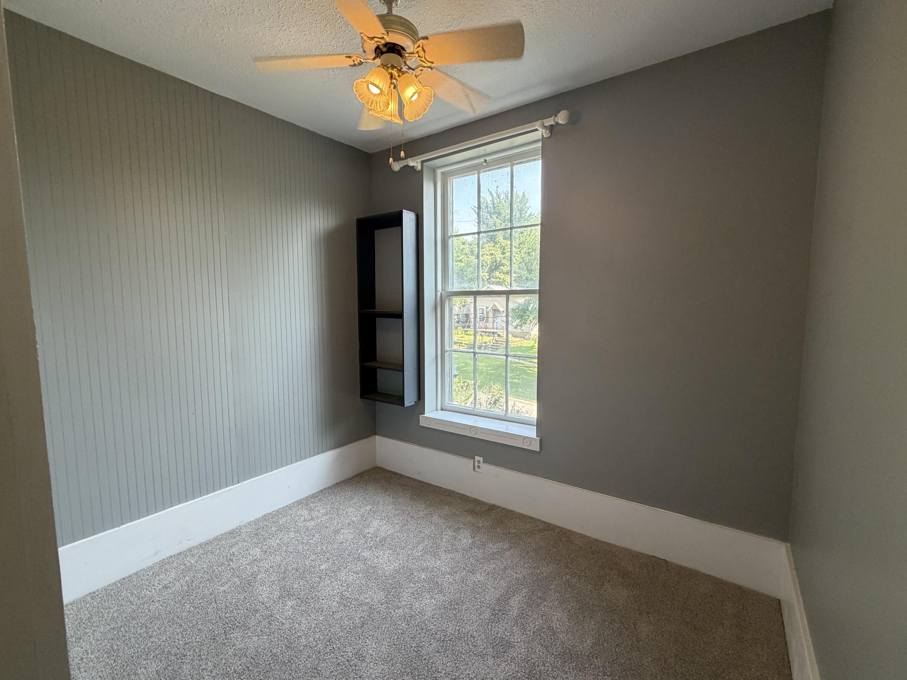 614 Howard St Property Photo 26