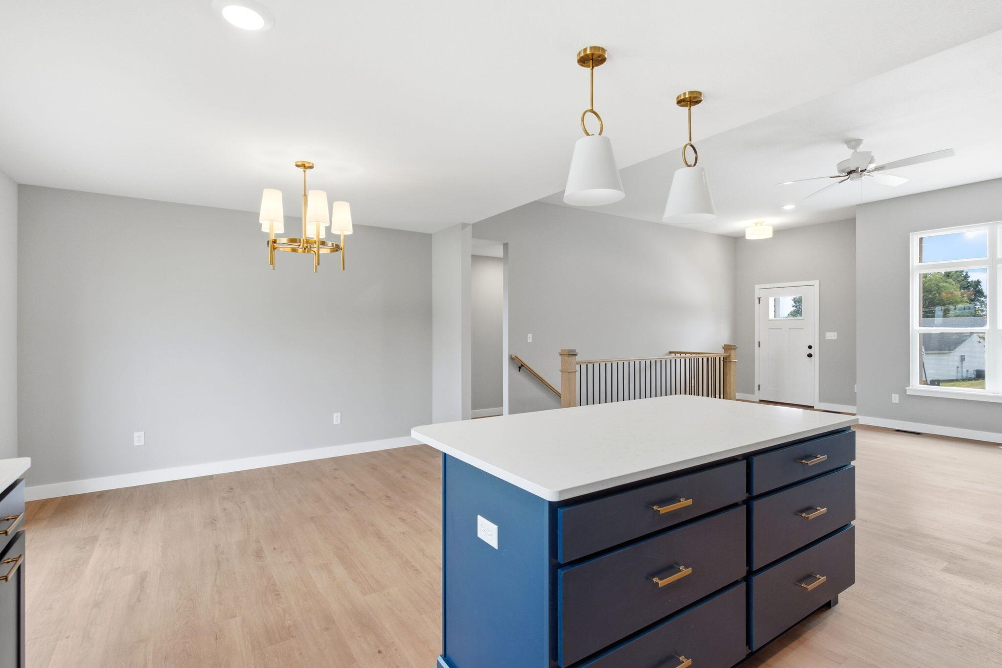 6051 Tamarack Dr Property Photo 6
