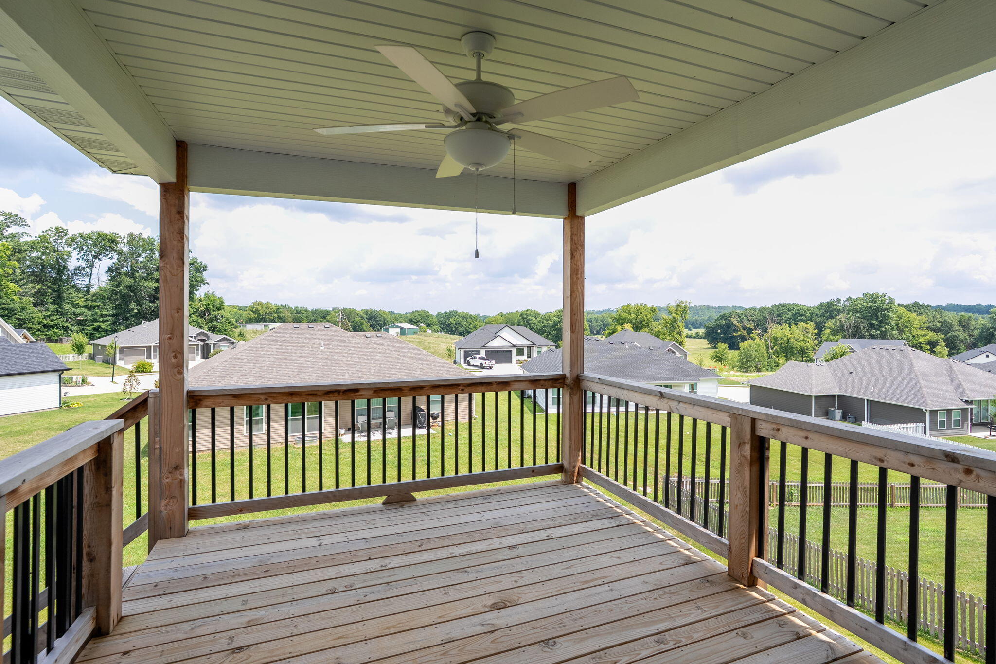 6051 Tamarack Dr Property Photo 10