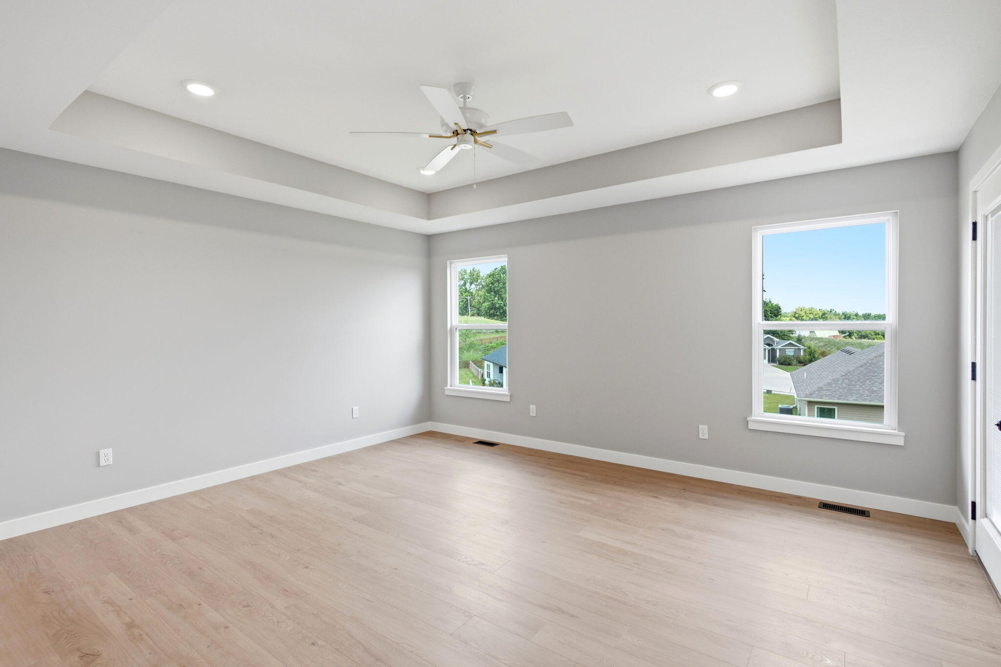 6051 Tamarack Dr Property Photo 12