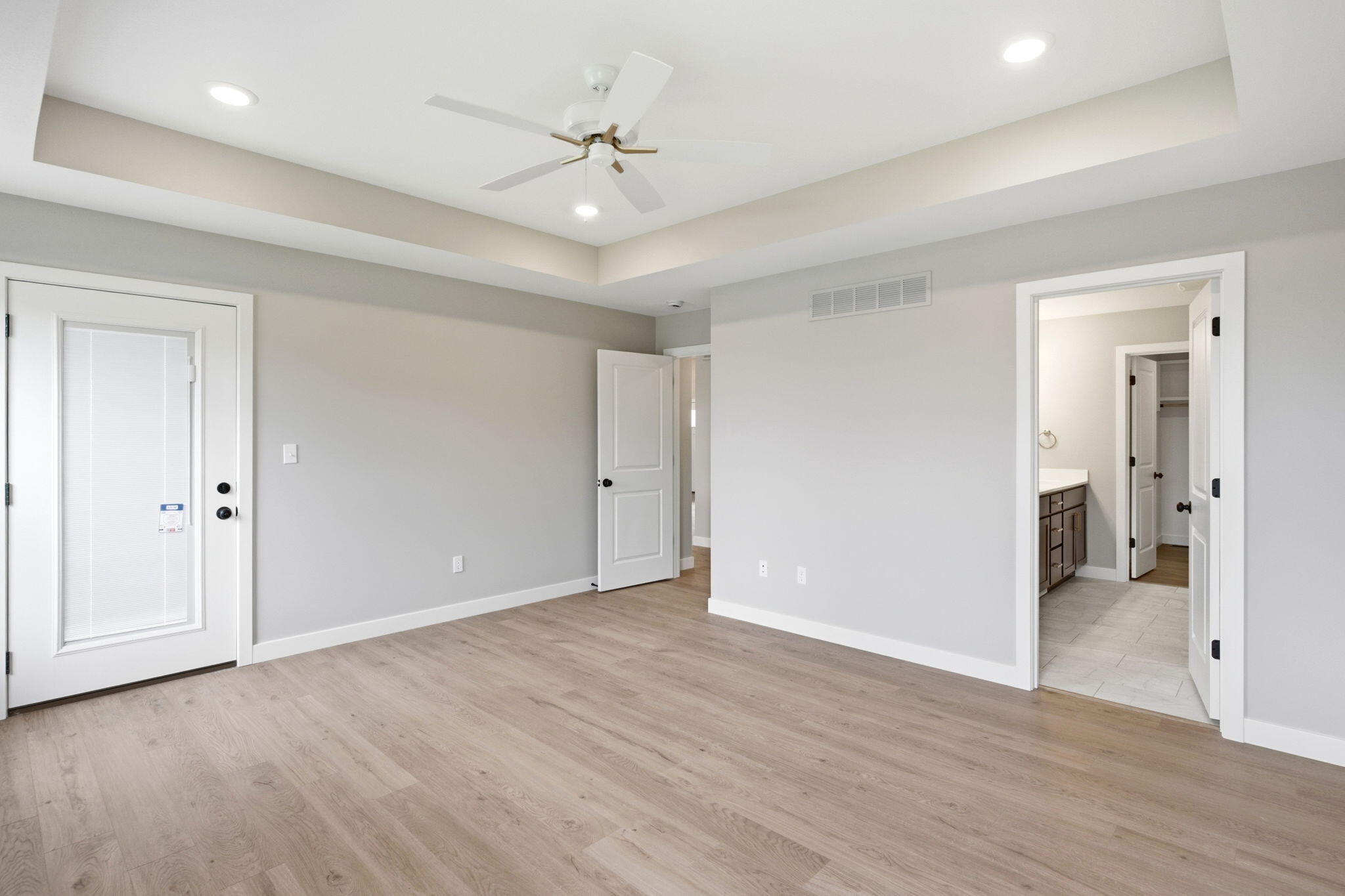 6051 Tamarack Dr Property Photo 13