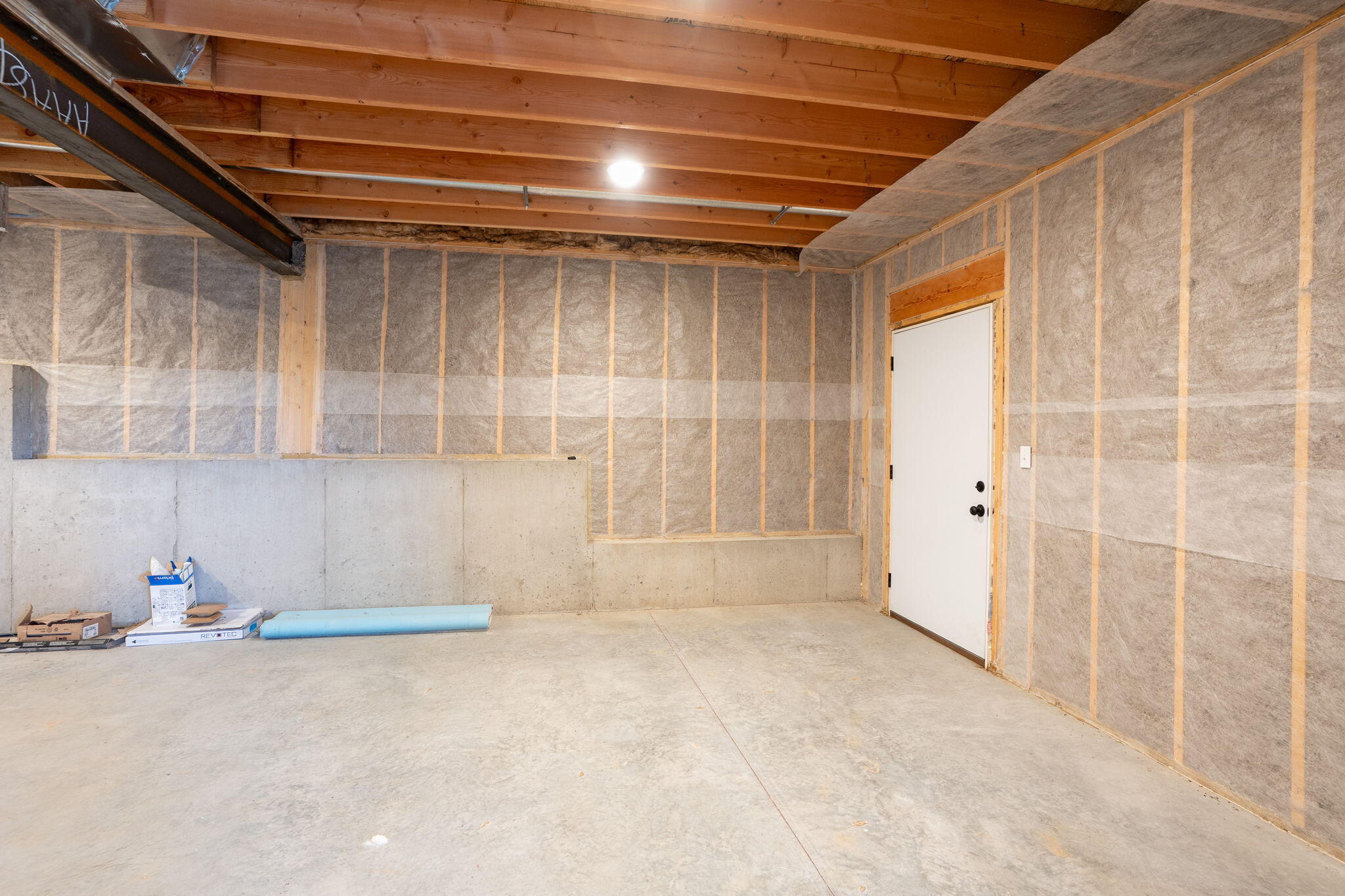 6051 Tamarack Dr Property Photo 40