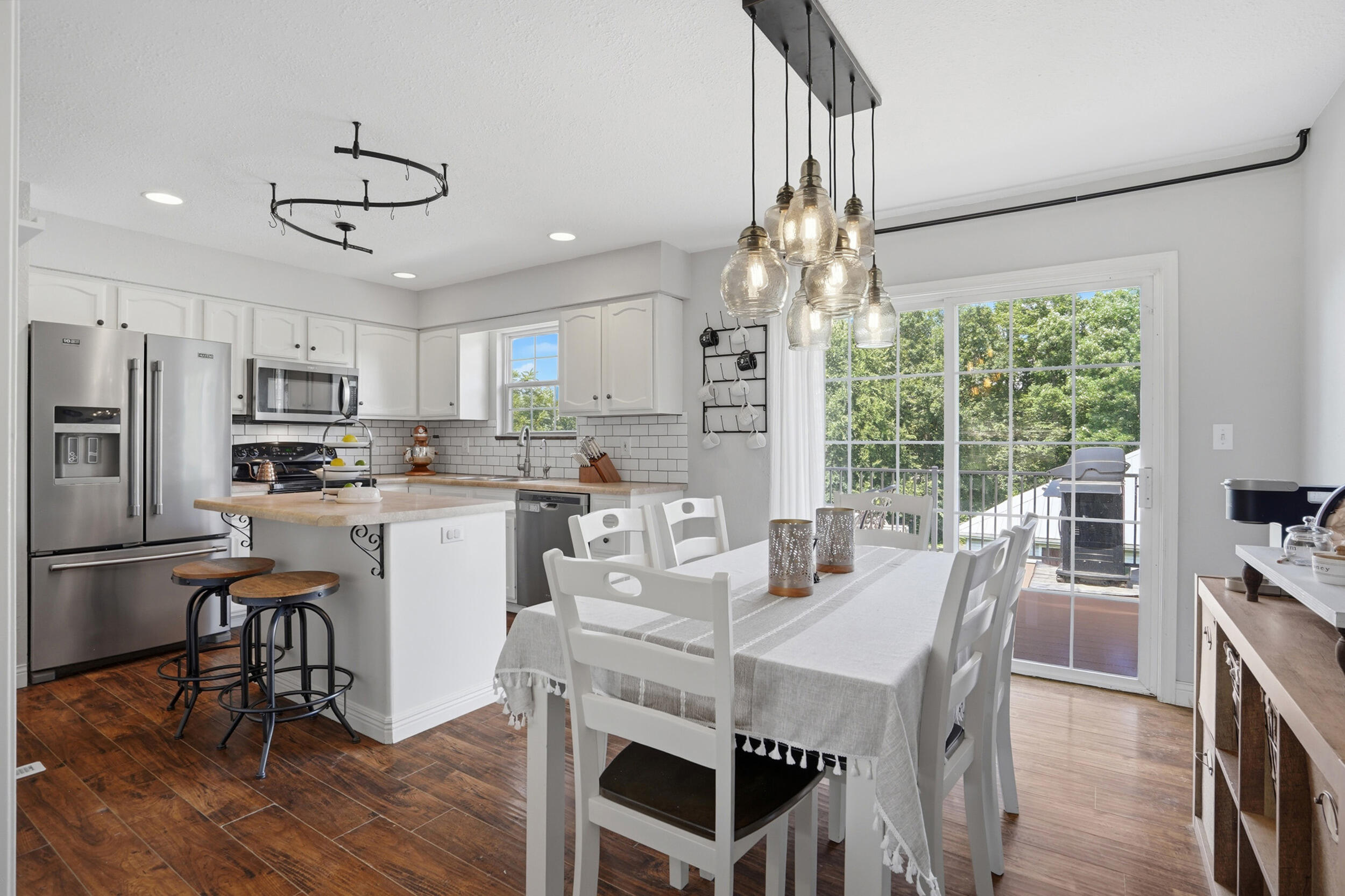 5211 GASCONADE DR