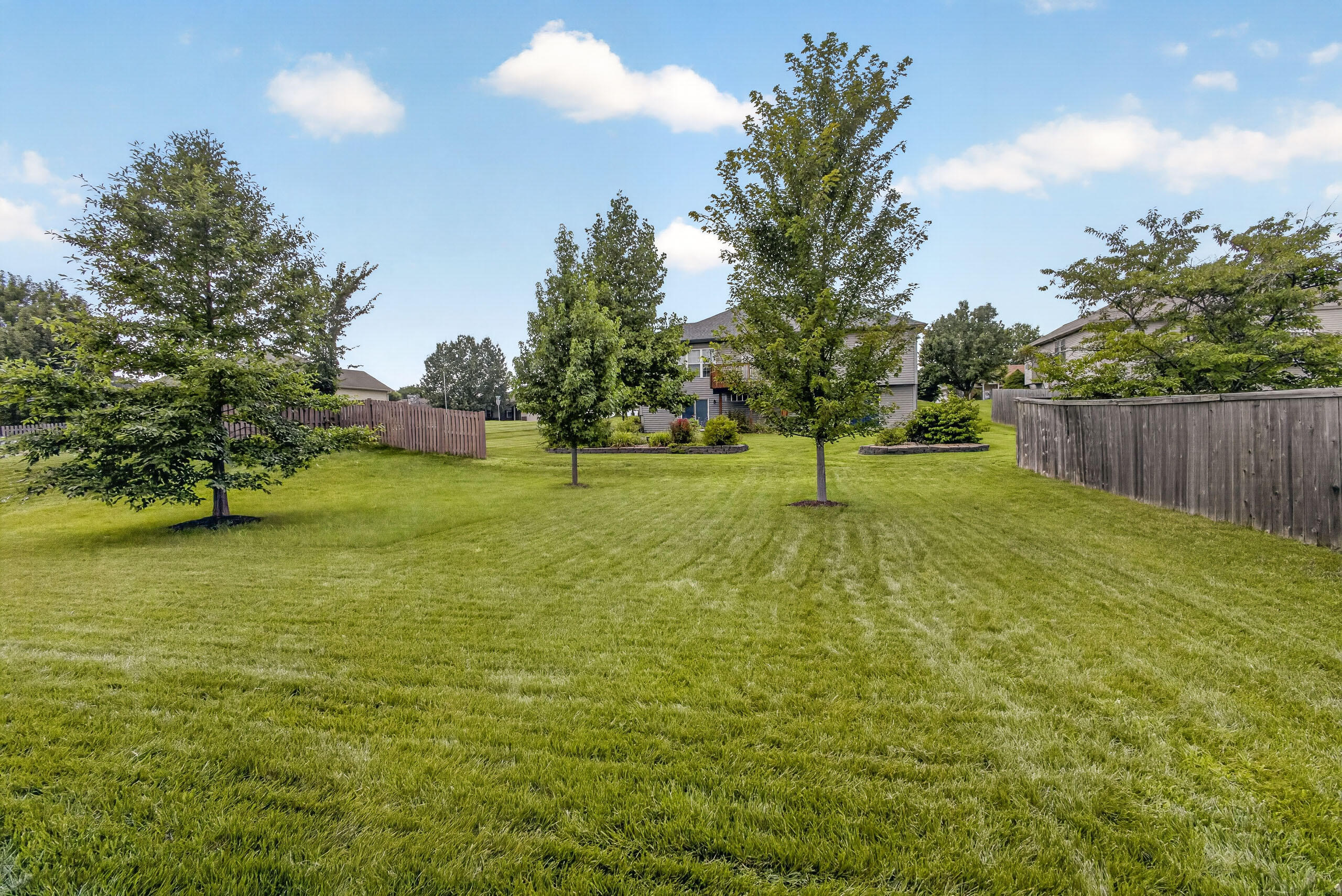 3901 Jungle Tree Dr Property Photo 32