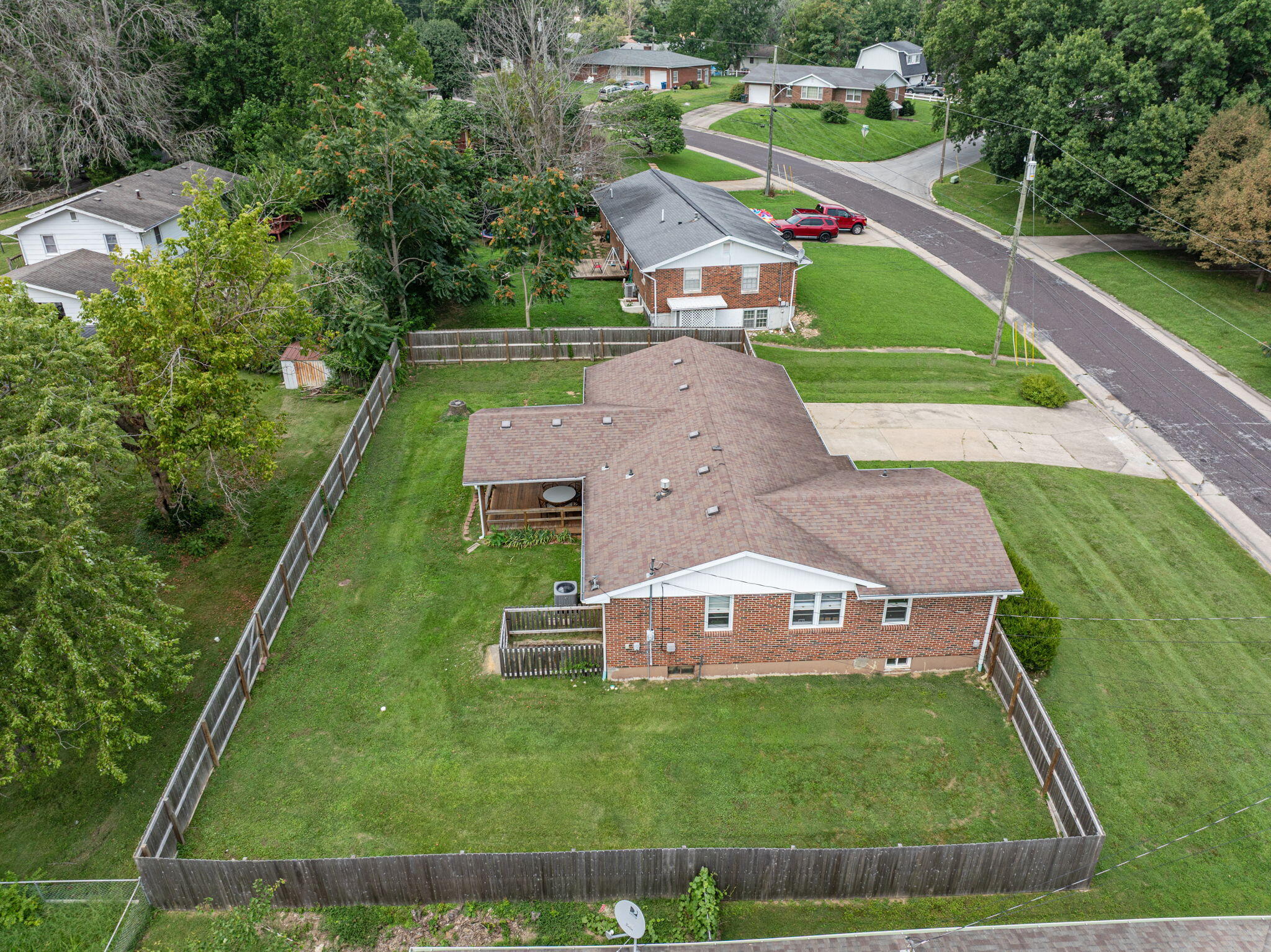 6 E Reed St Property Photo 4