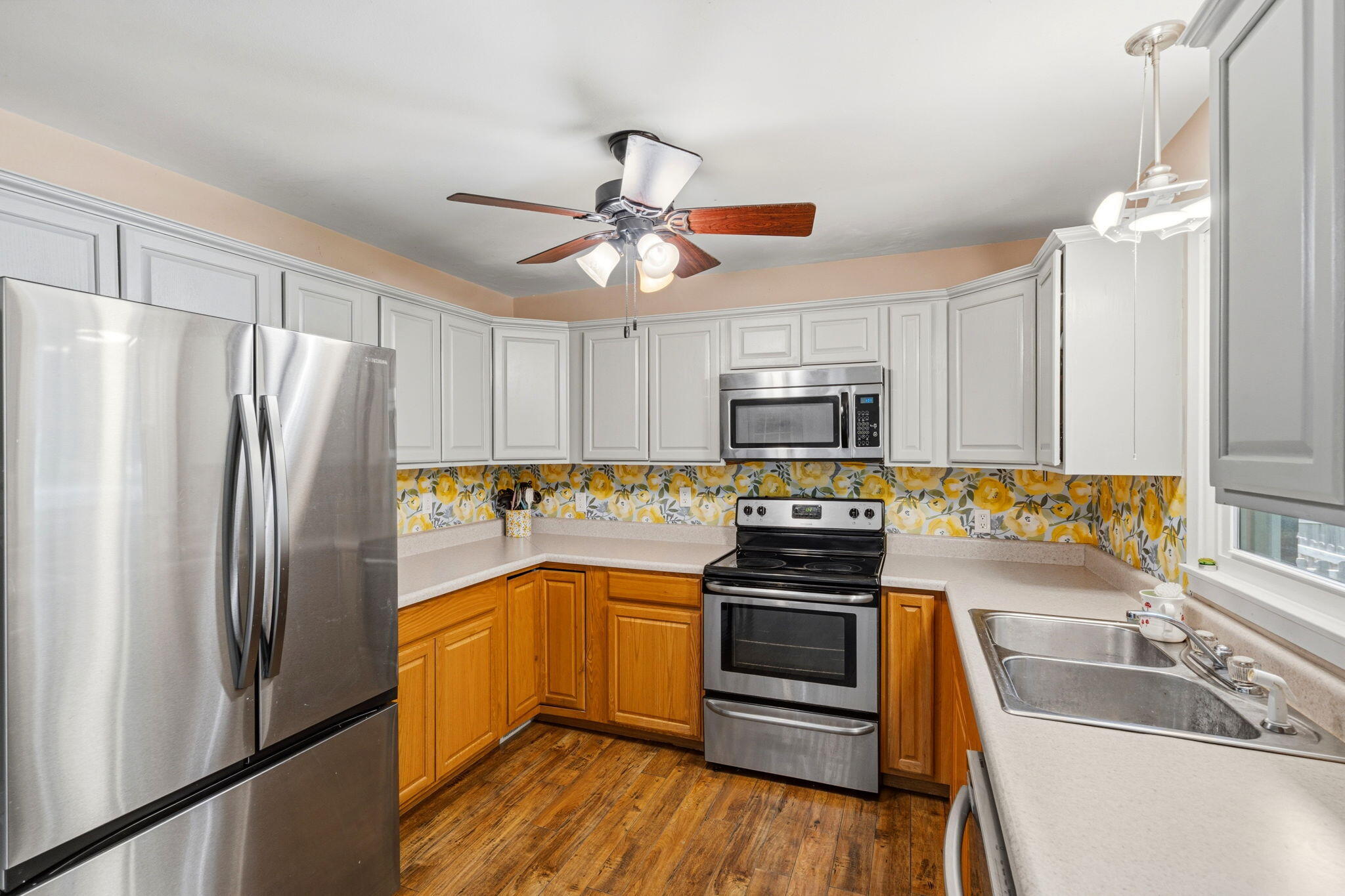 6 E Reed St Property Photo 14