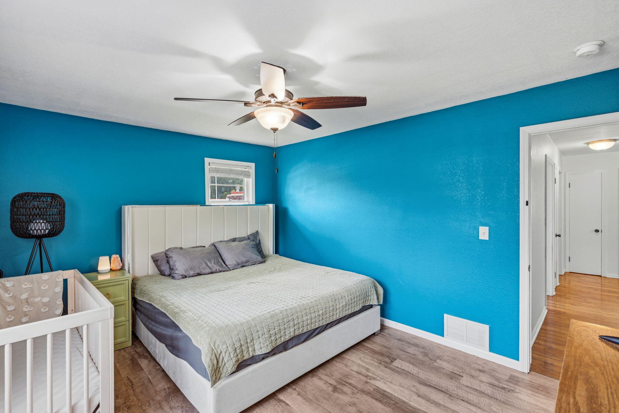 6 E Reed St Property Photo 23
