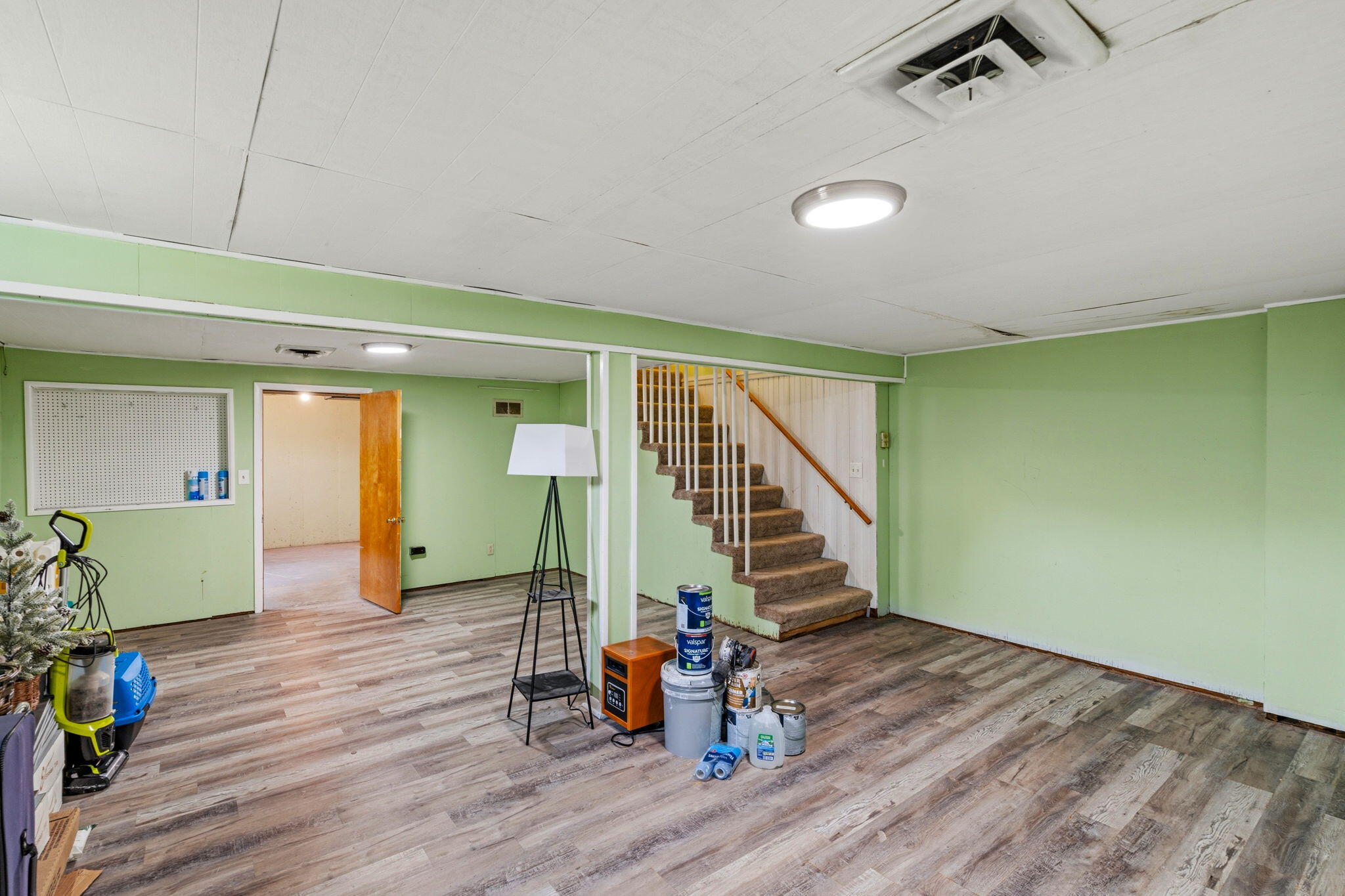 6 E Reed St Property Photo 32