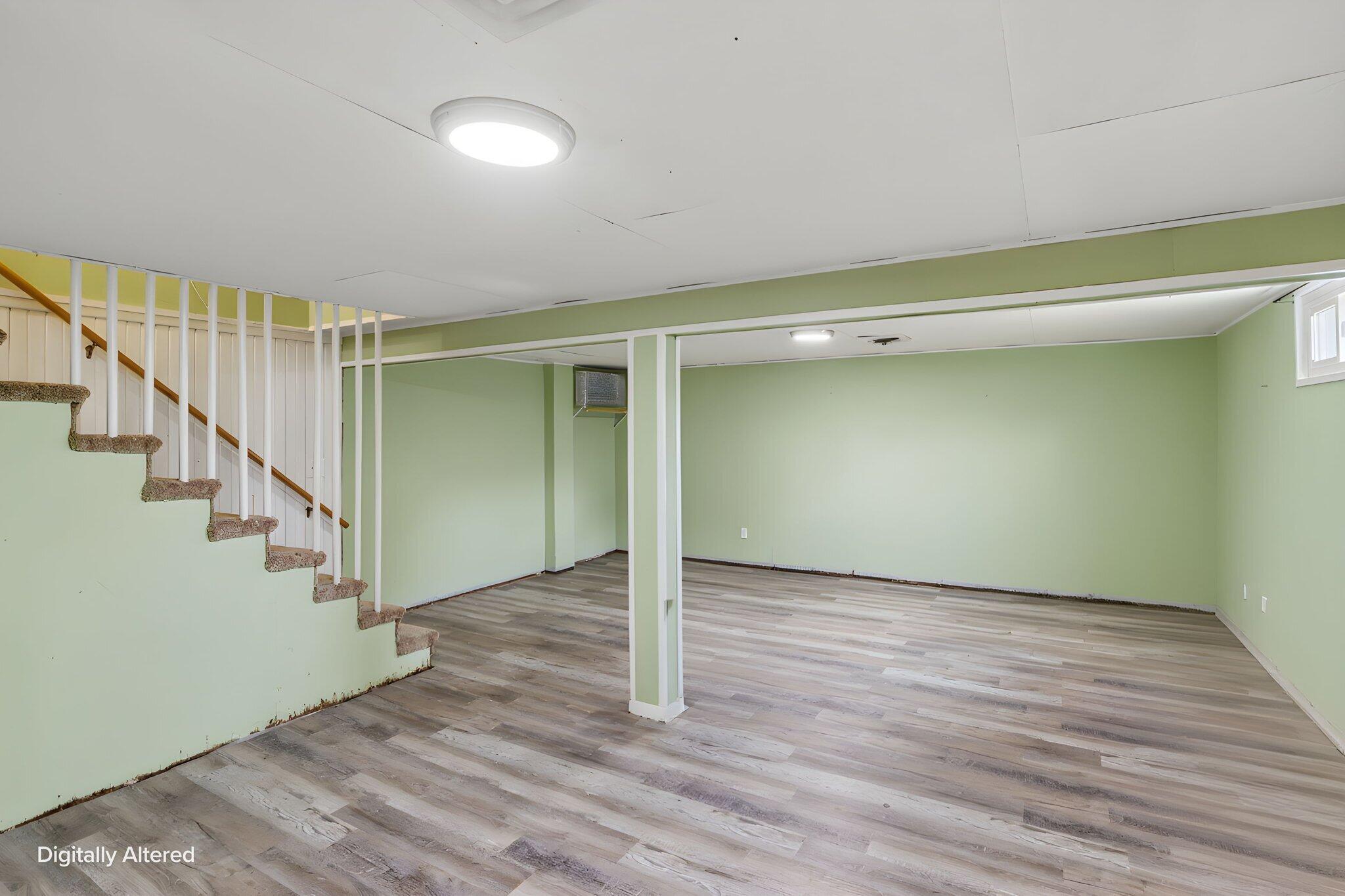 6 E Reed St Property Photo 35