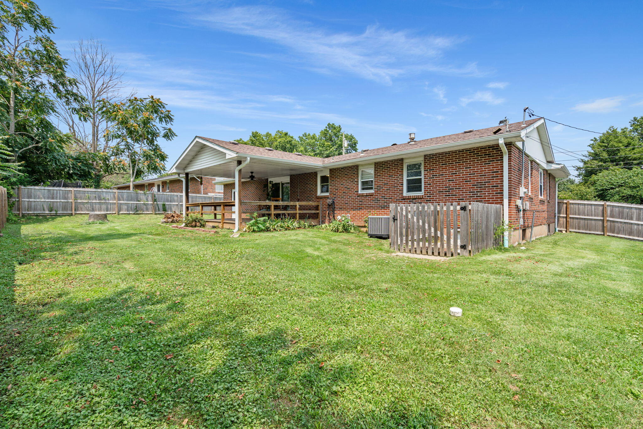 6 E Reed St Property Photo 37