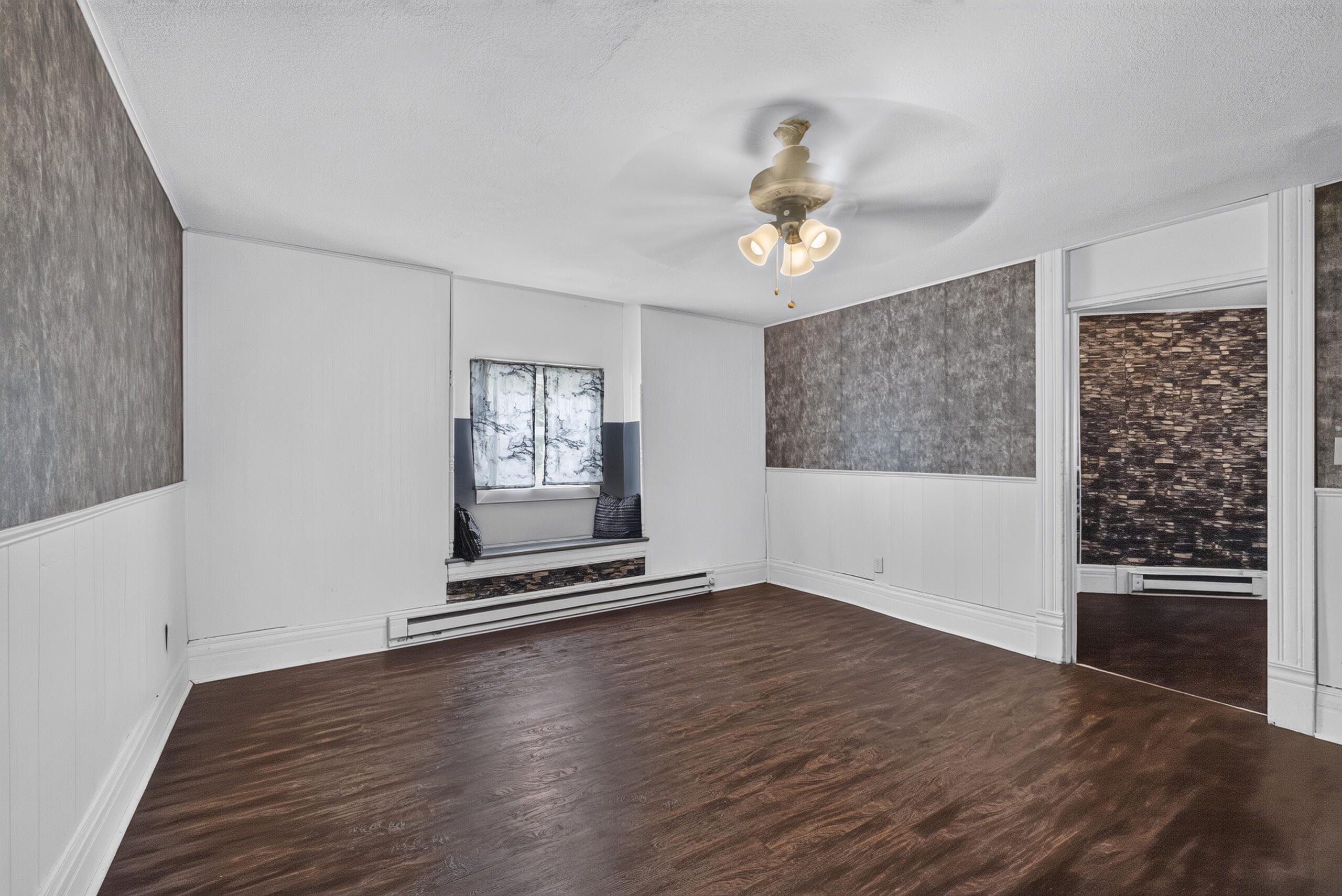 320 Johnson St Property Photo 8