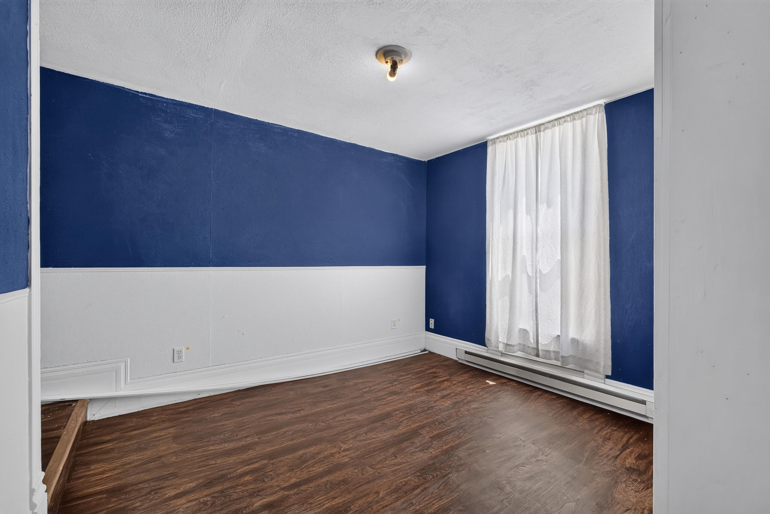 320 Johnson St Property Photo 16