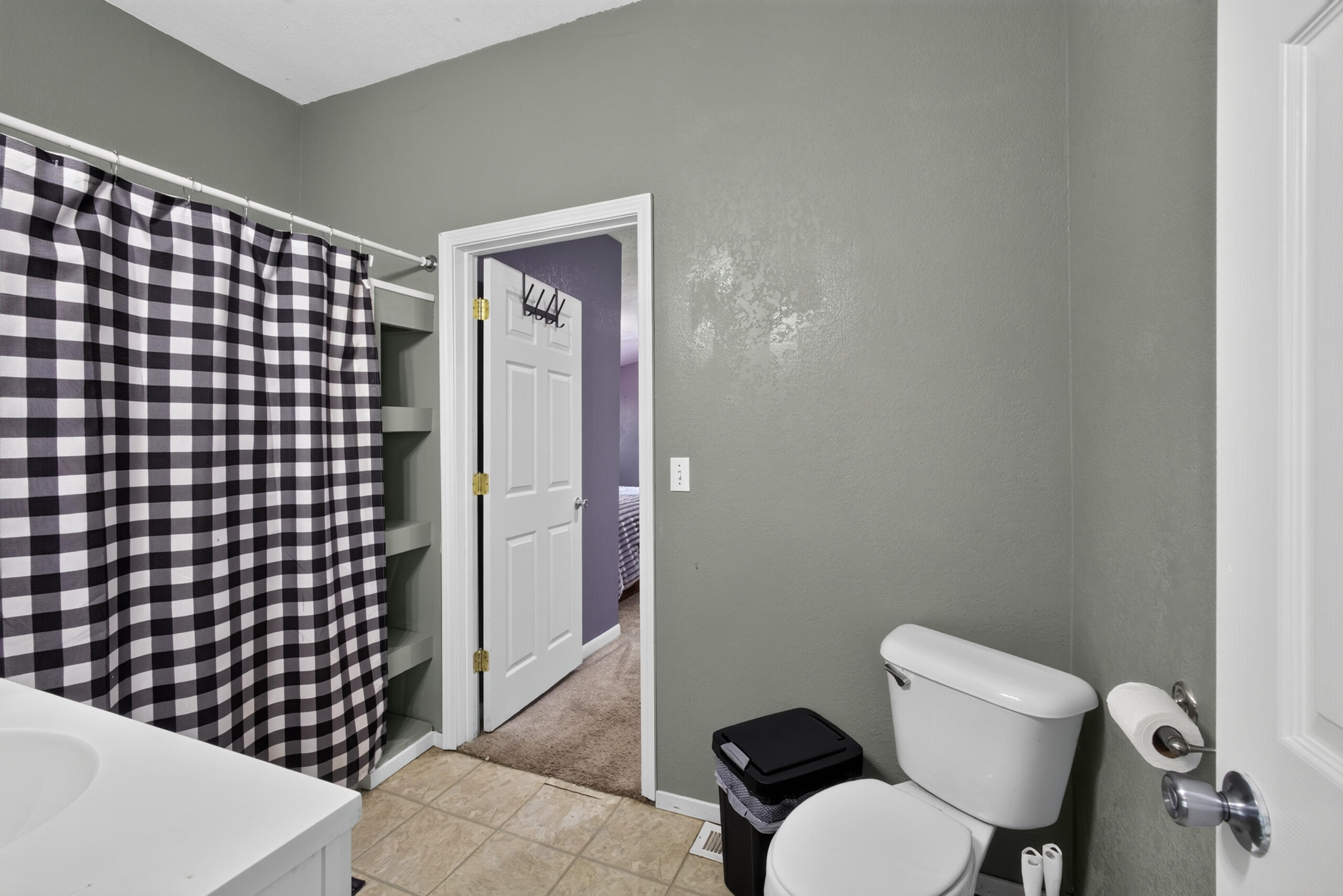 502 E Main St Property Photo 17