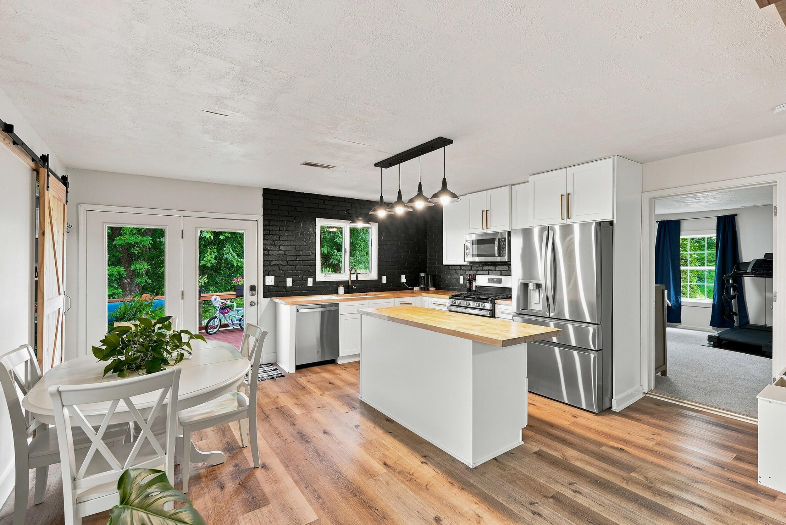 151 E Highway Mm Property Photo 11