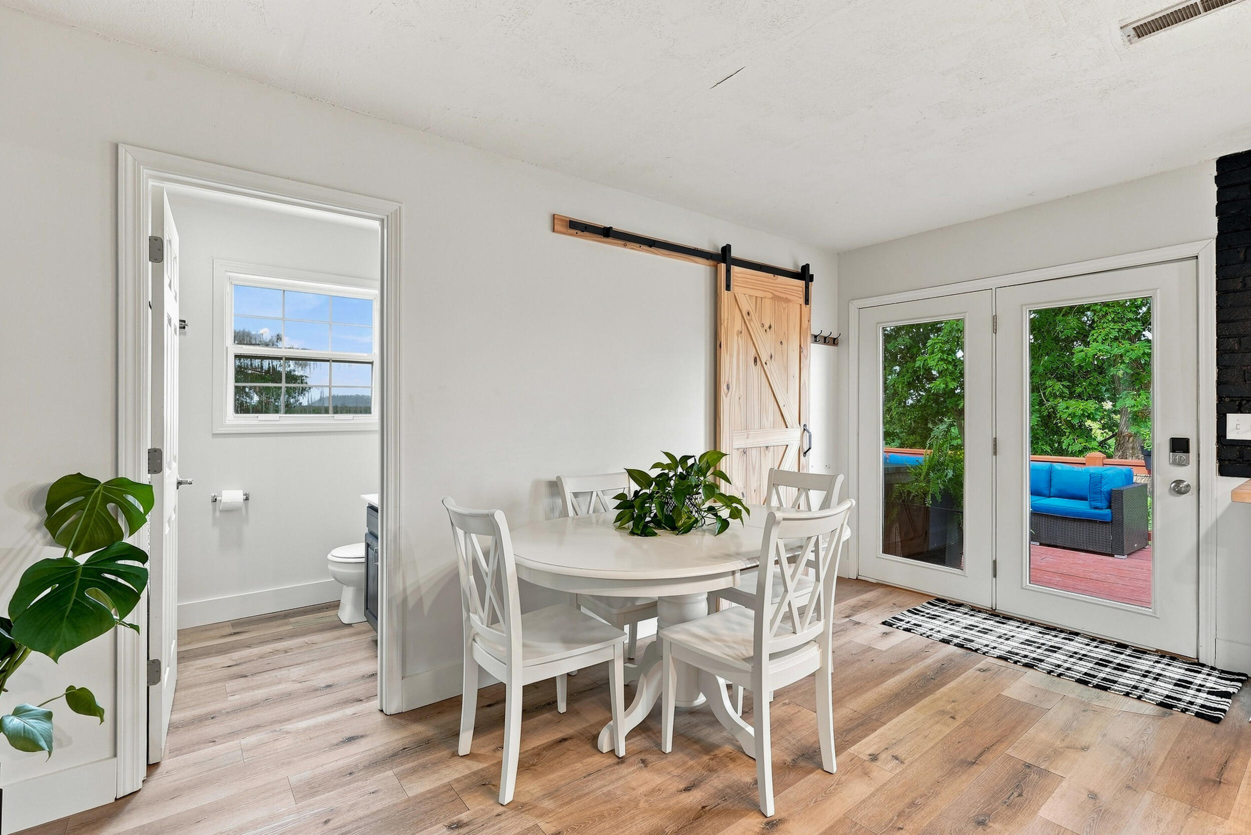 151 E Highway Mm Property Photo 13