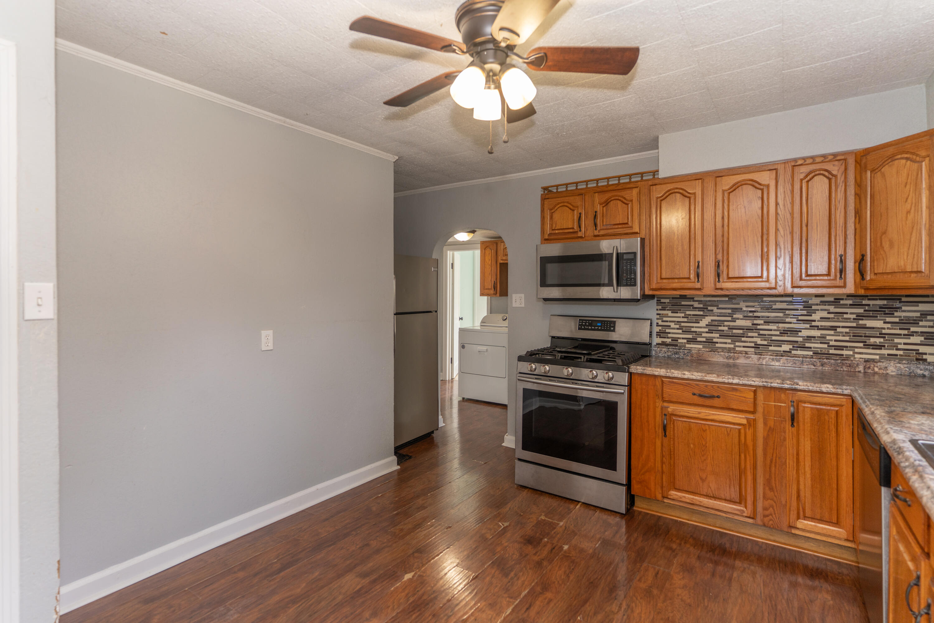 1119 High St Property Photo 15