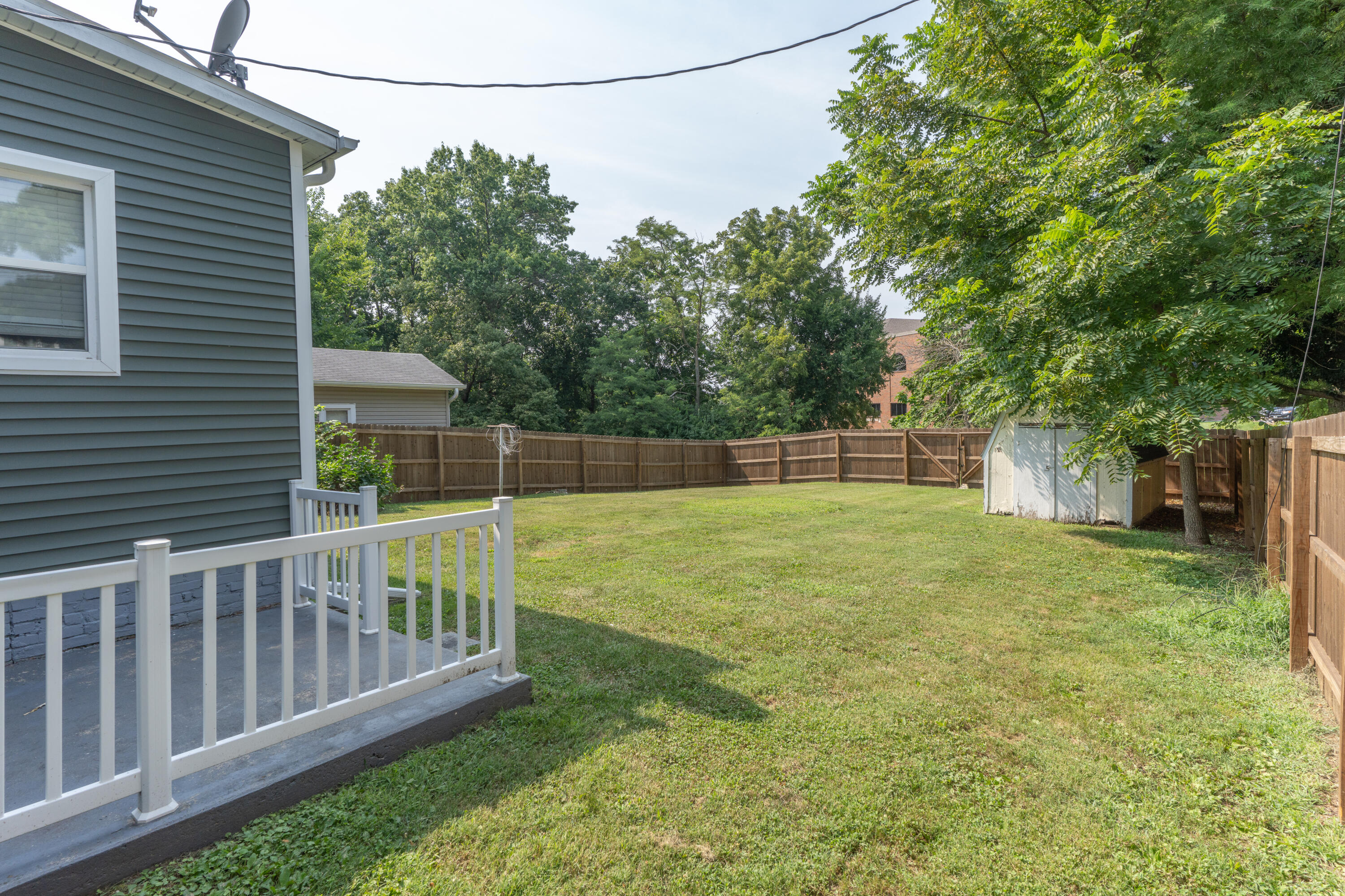 1119 High St Property Photo 21