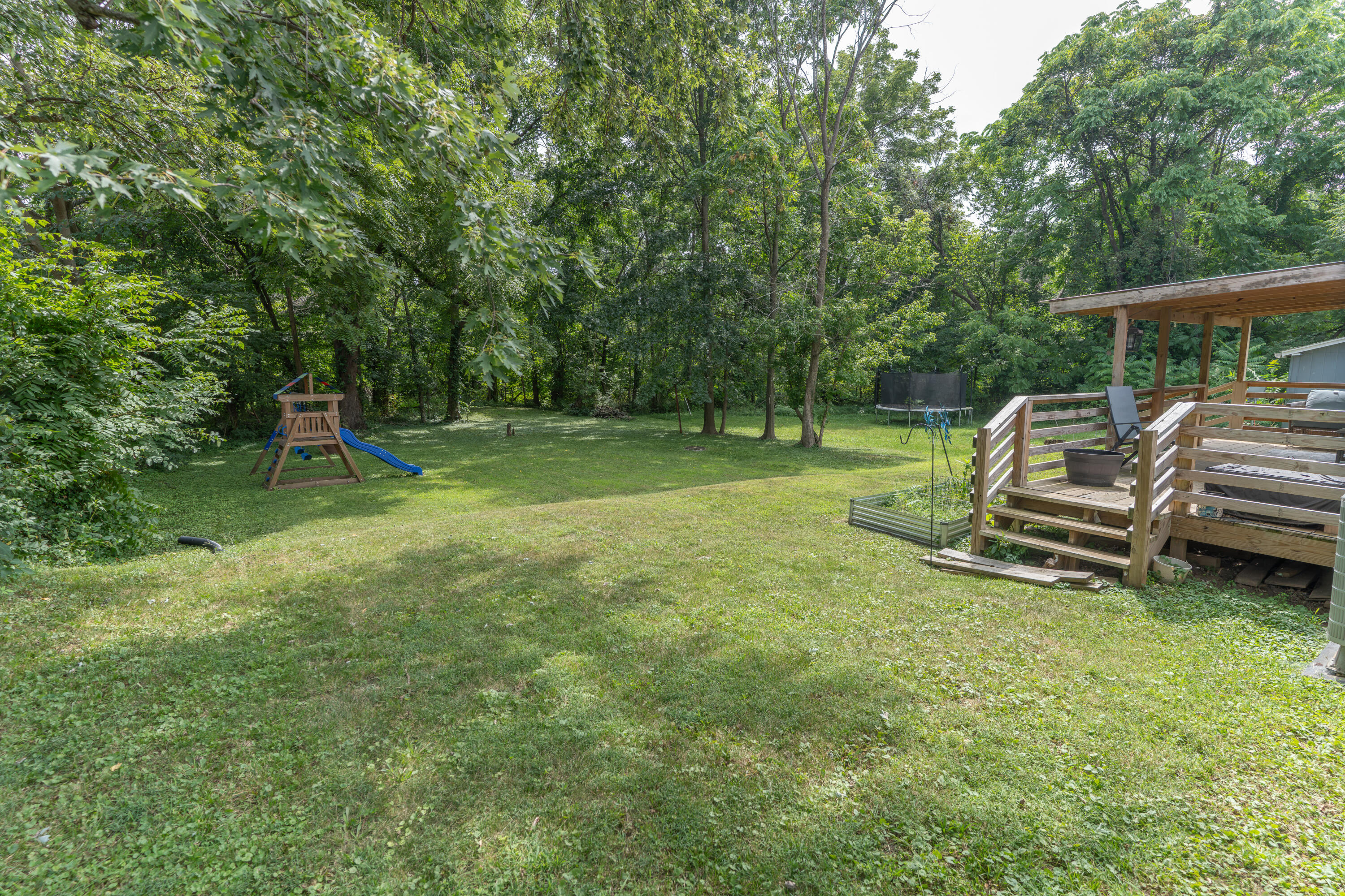 636 Farror St Property Photo 24