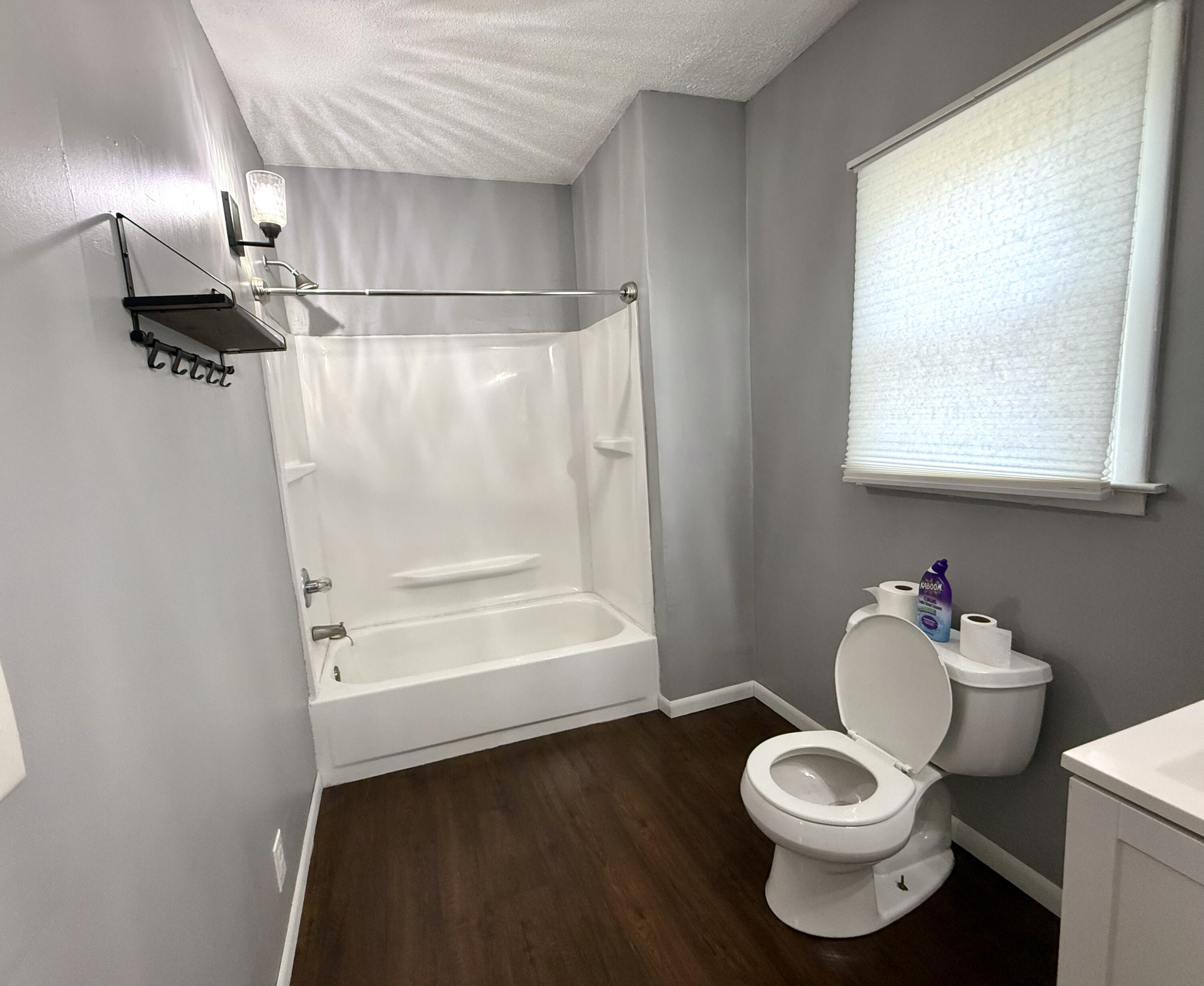 808 W Reed St Property Photo 15