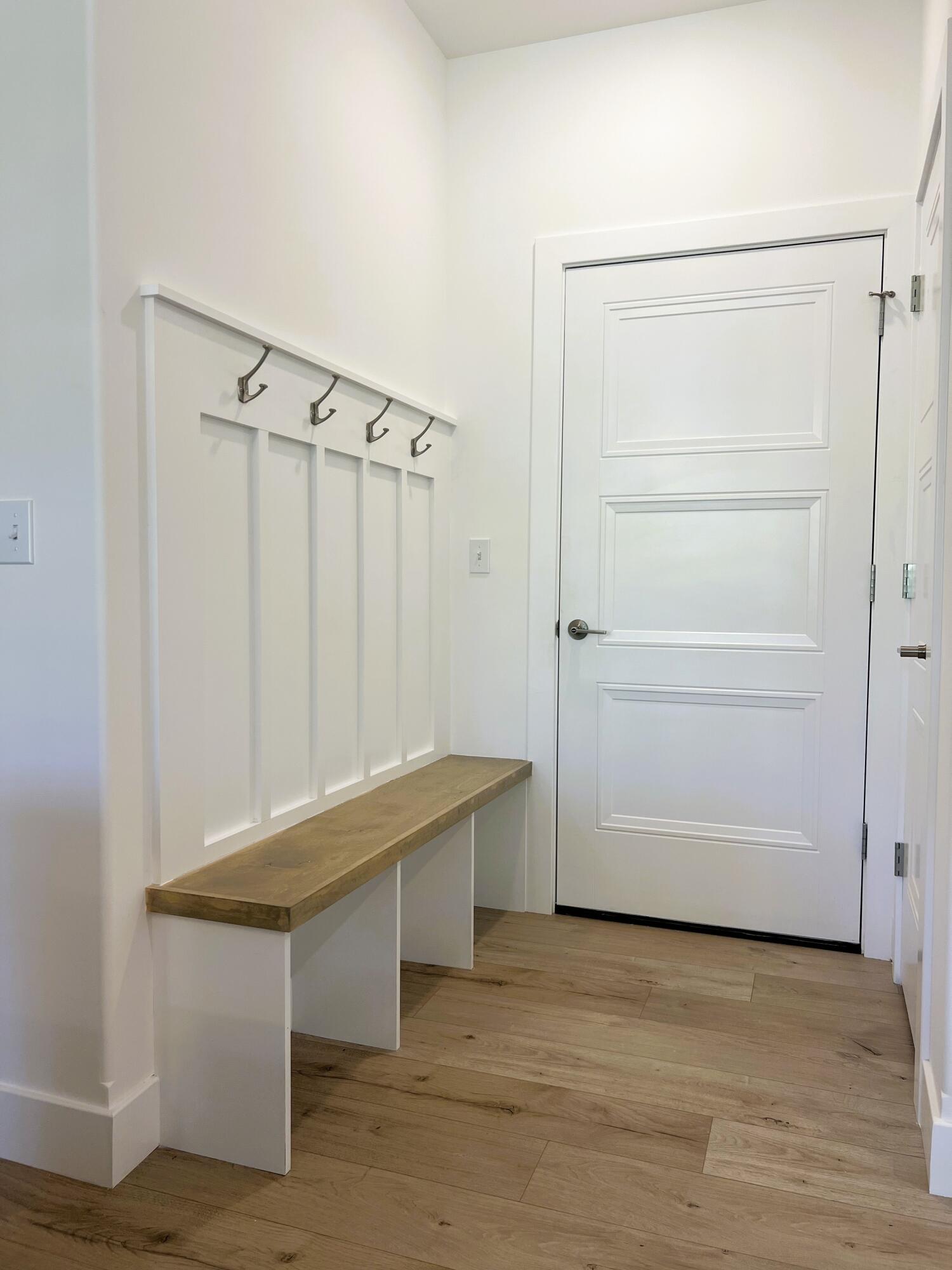 808 Napa Ct Property Photo 8