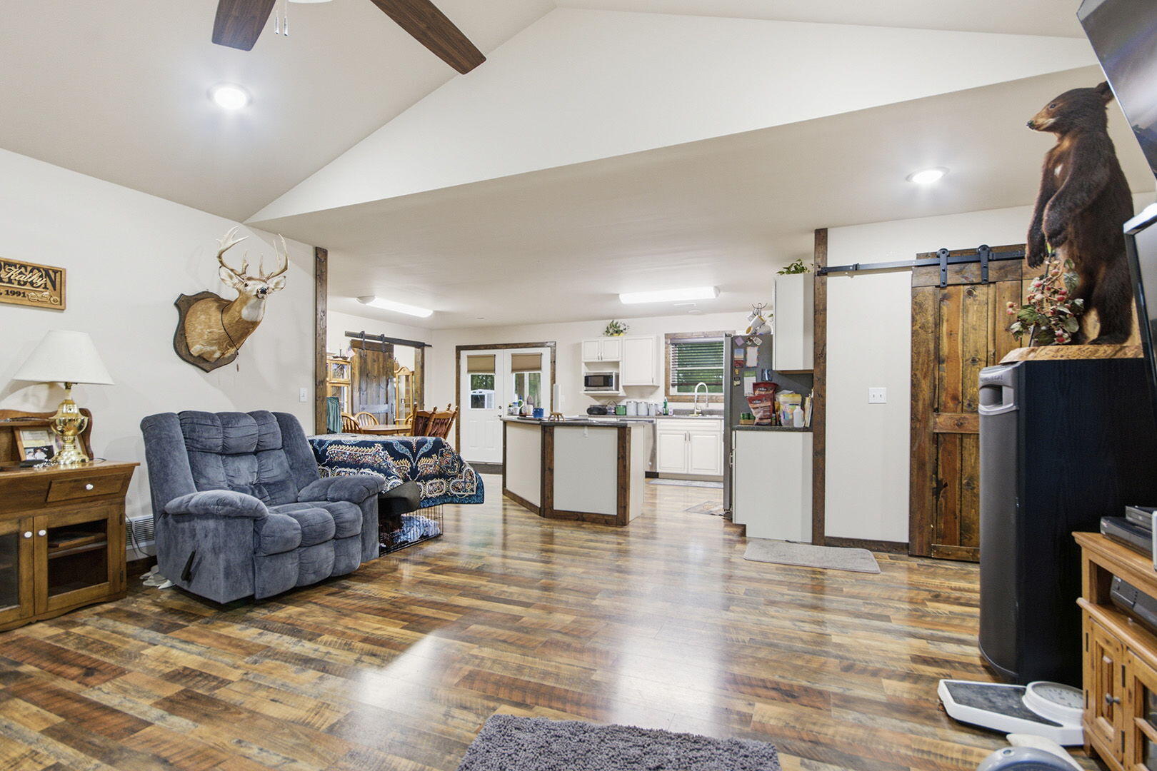 15402 State Highway B Property Photo 6