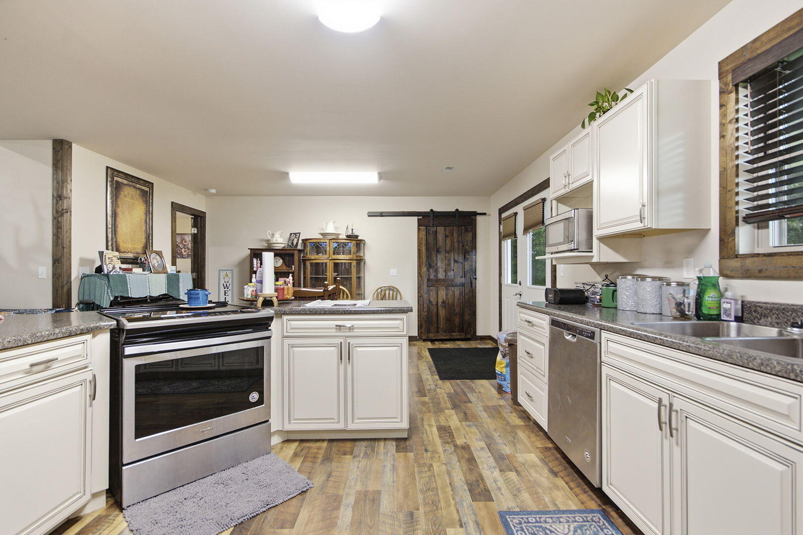 15402 State Highway B Property Photo 16